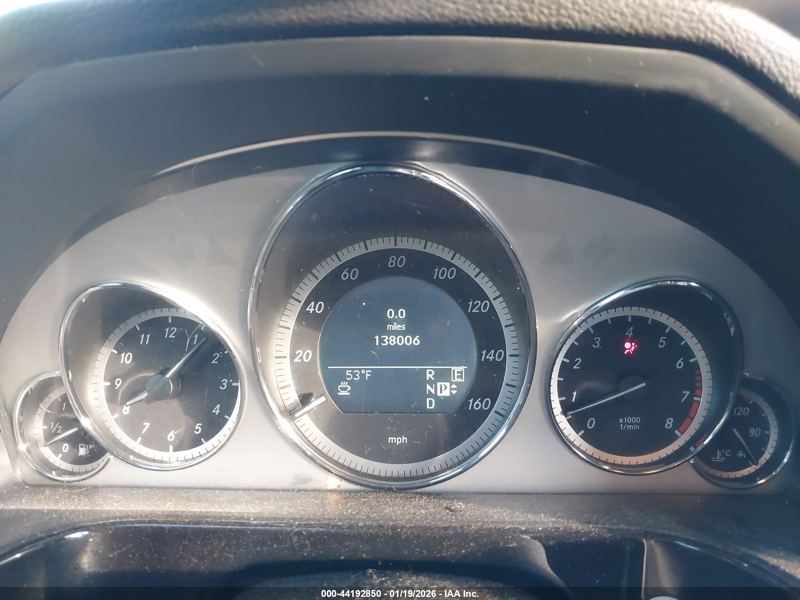 MERCEDES-BENZ E image 7
