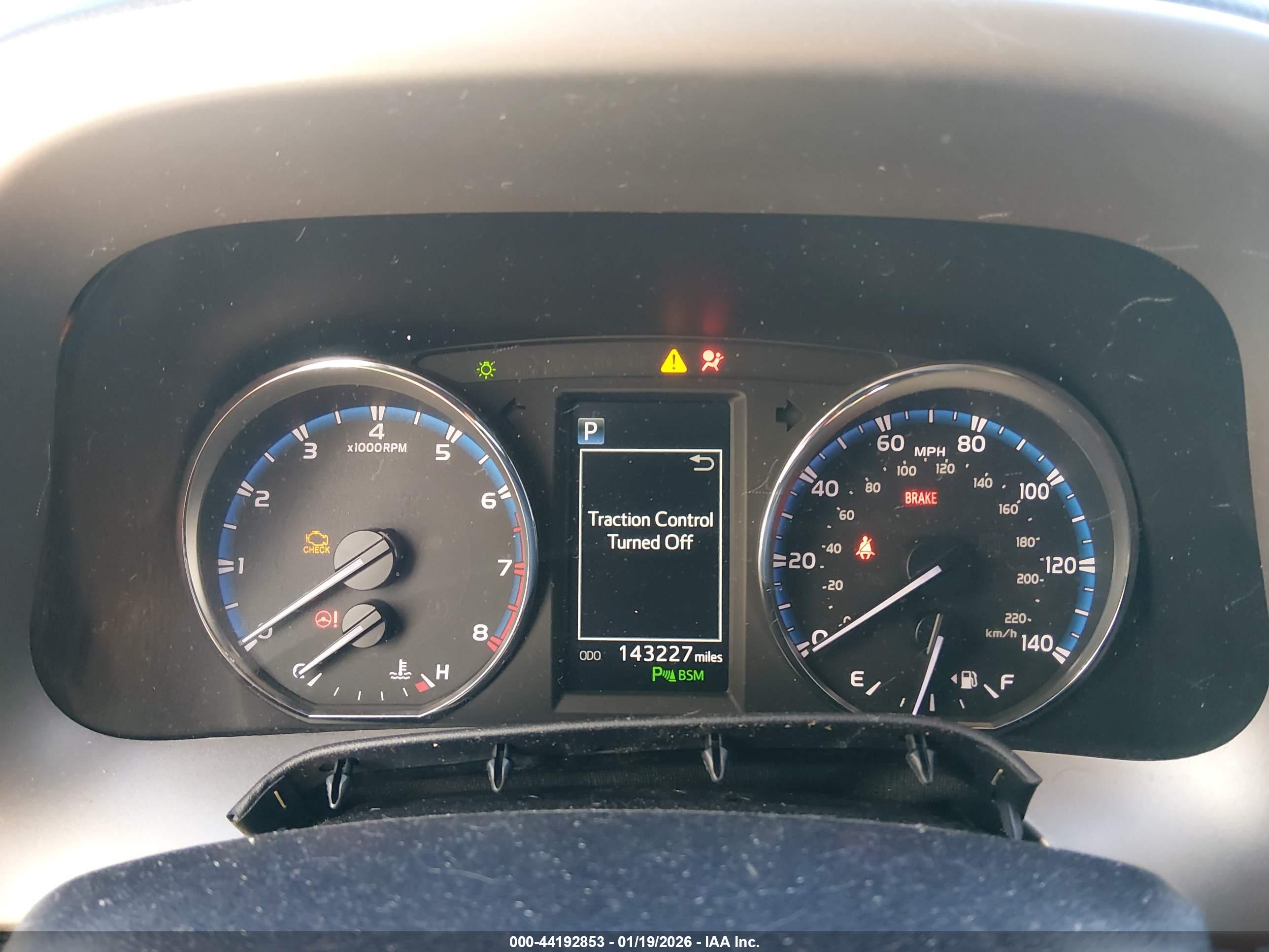 TOYOTA RAV4 image 7