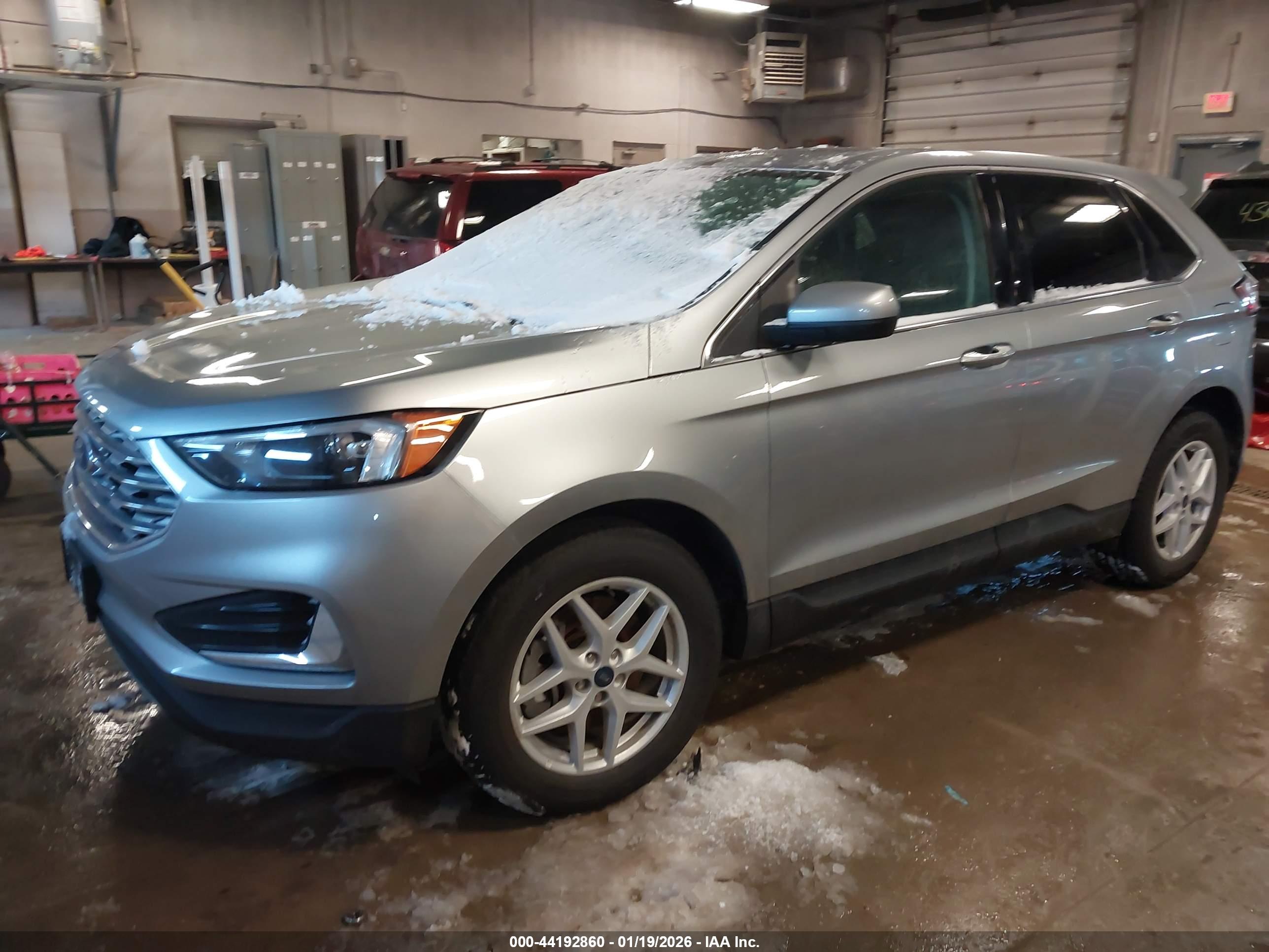 FORD EDGE image 2