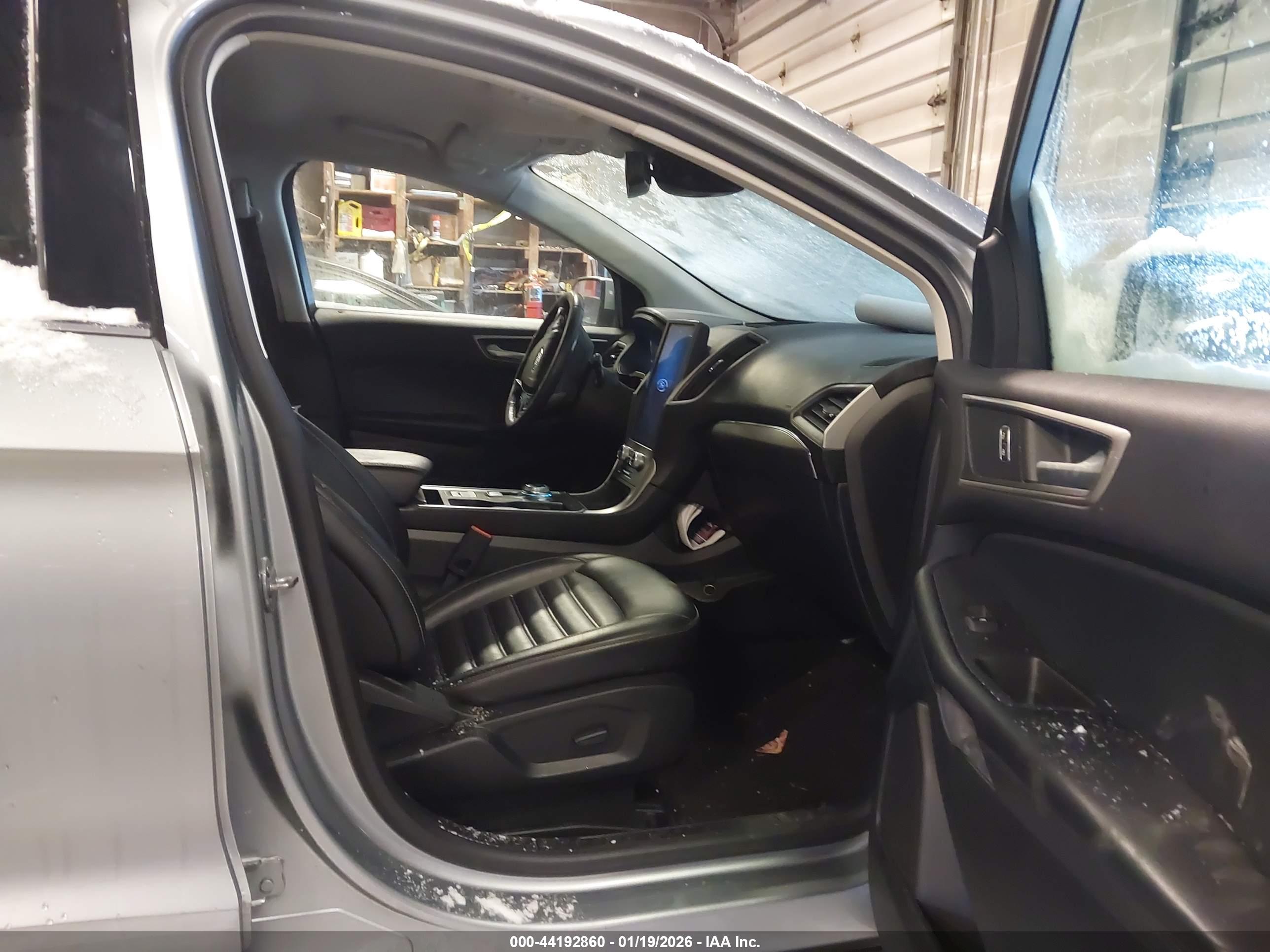 FORD EDGE image 5