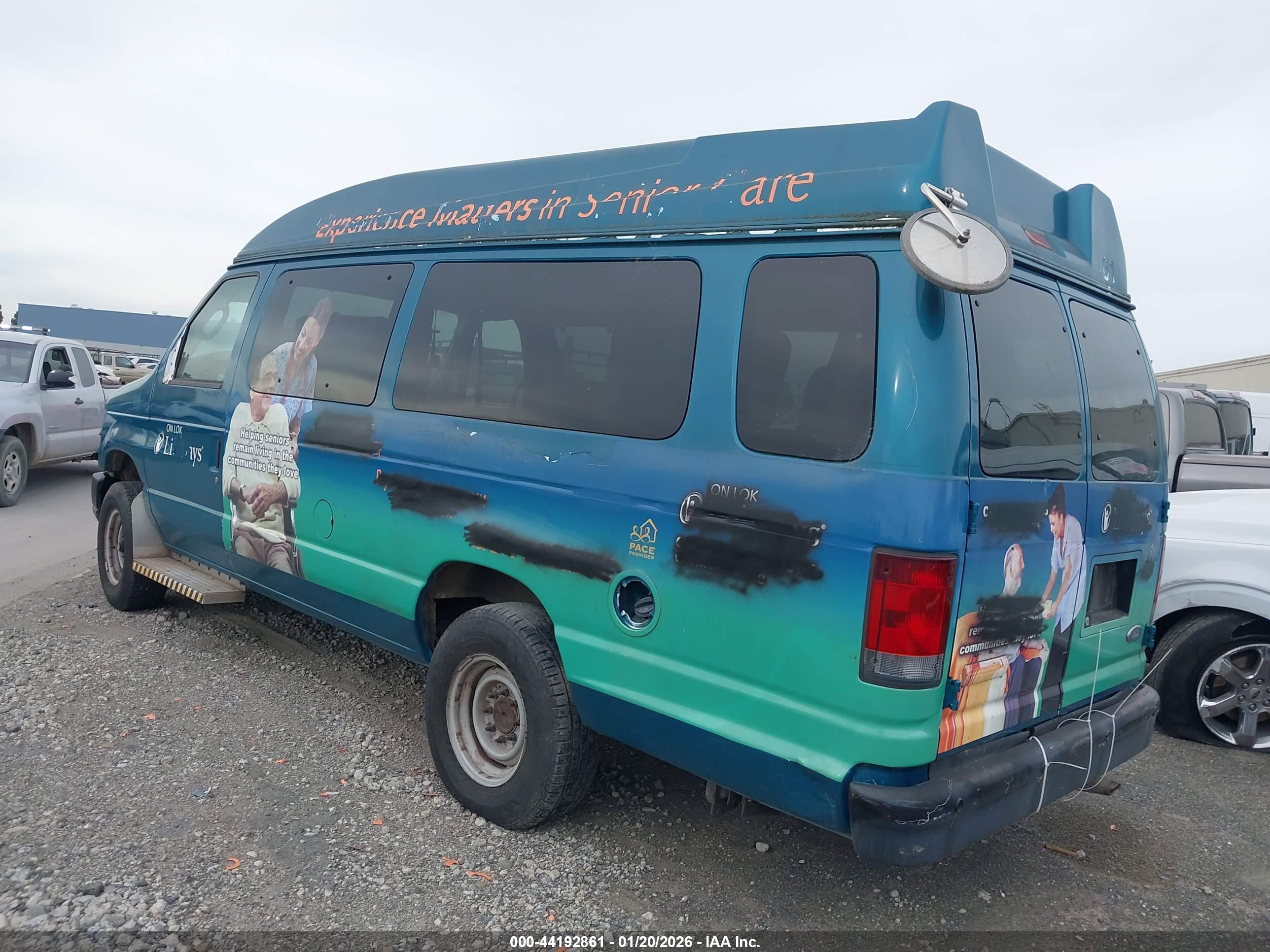 FORD E-350 image 3