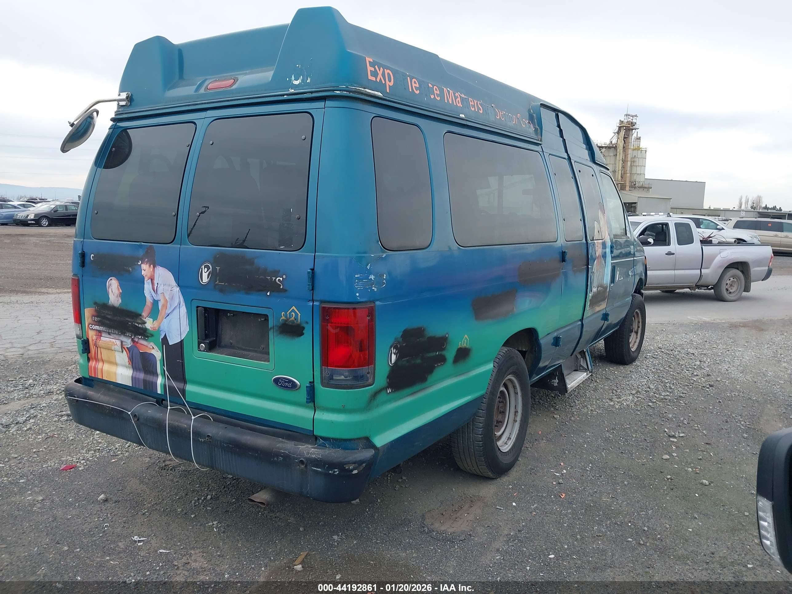 FORD E-350 image 4