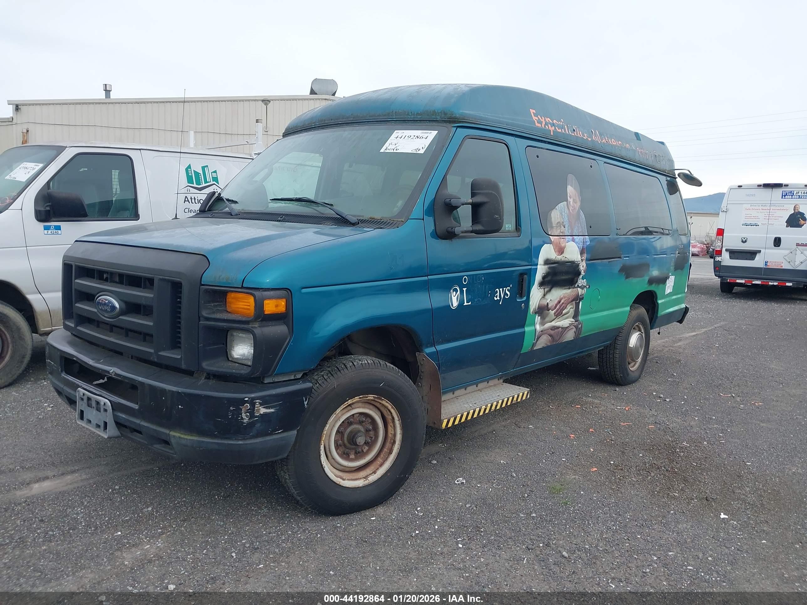 FORD E-350 image 2
