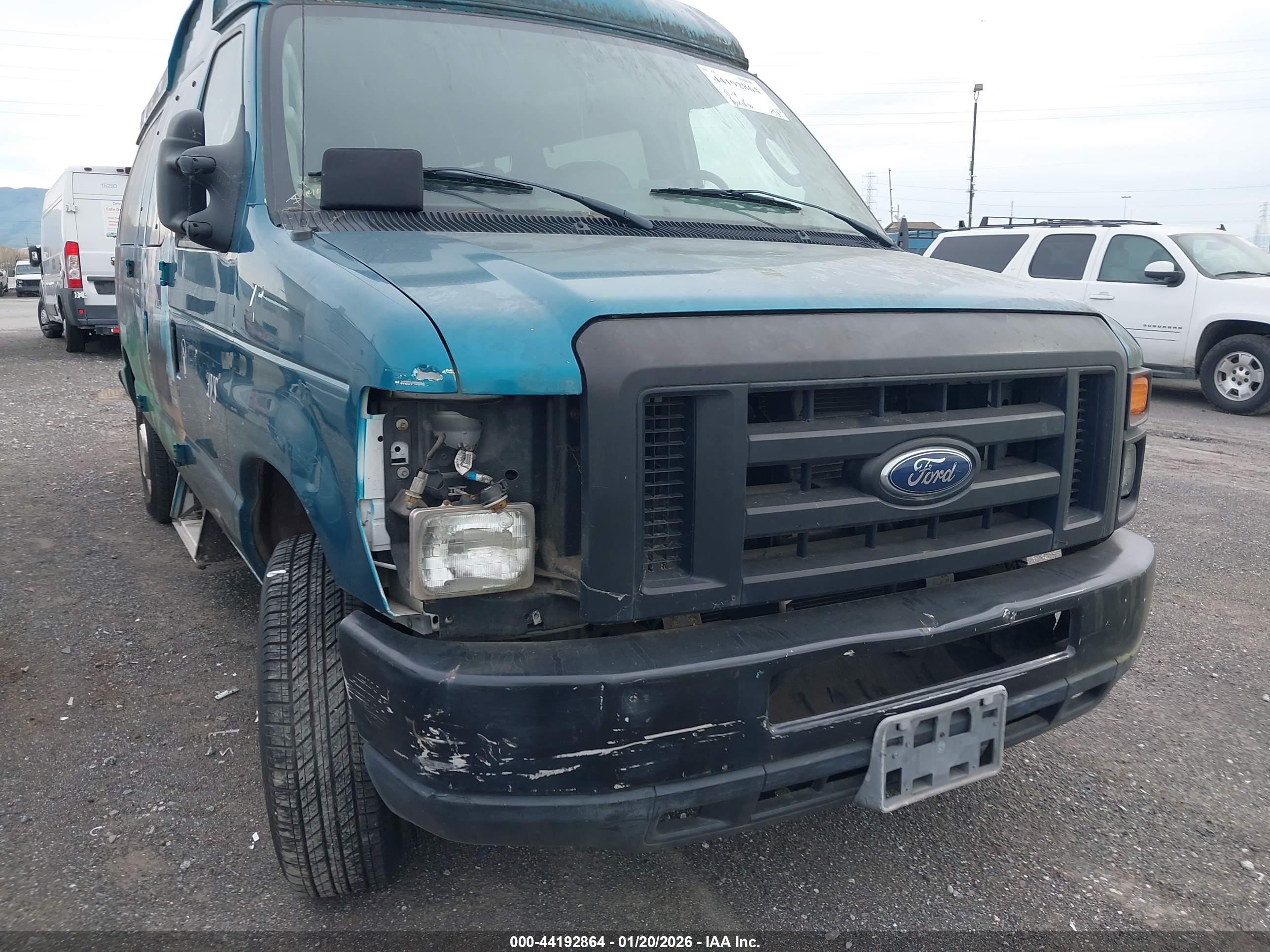 FORD E-350 image 6