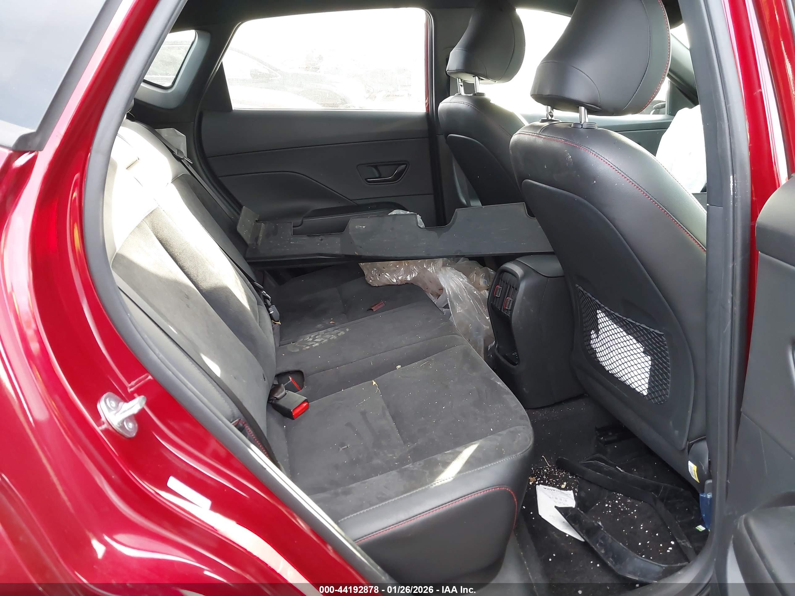 HYUNDAI KONA image 8