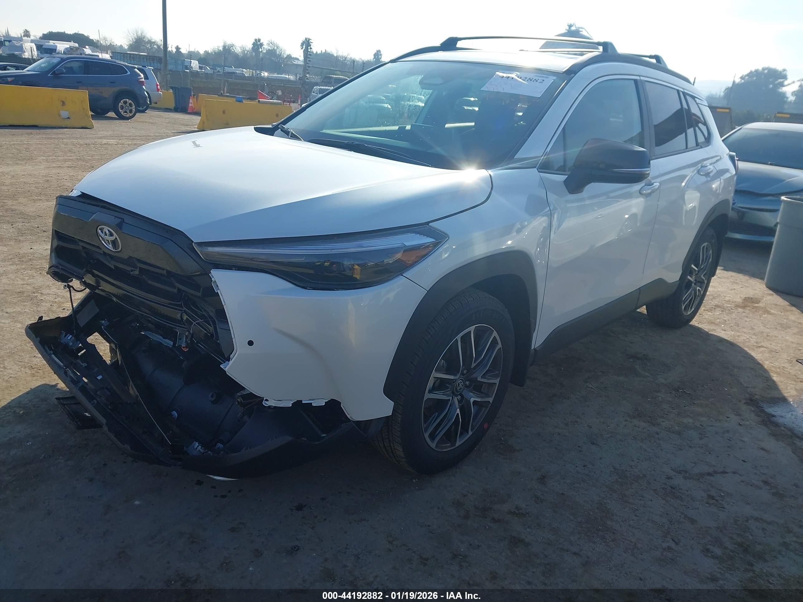TOYOTA COROLLA image 2
