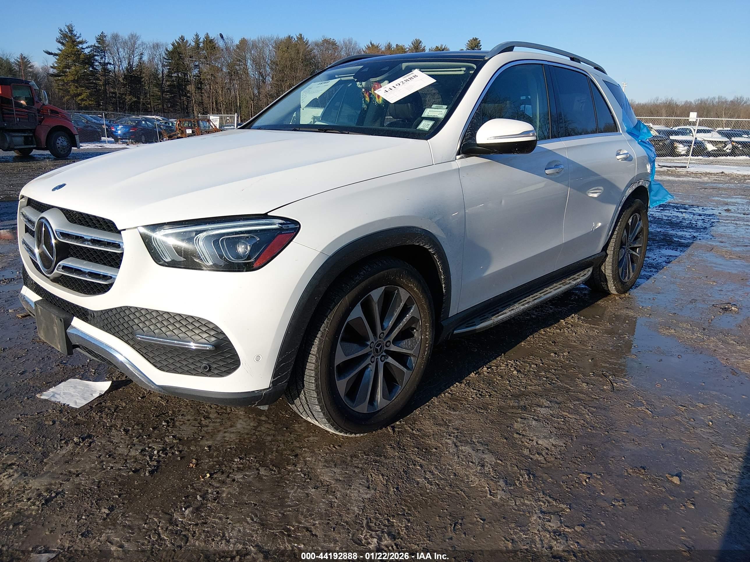 MERCEDES-BENZ GLE image 2