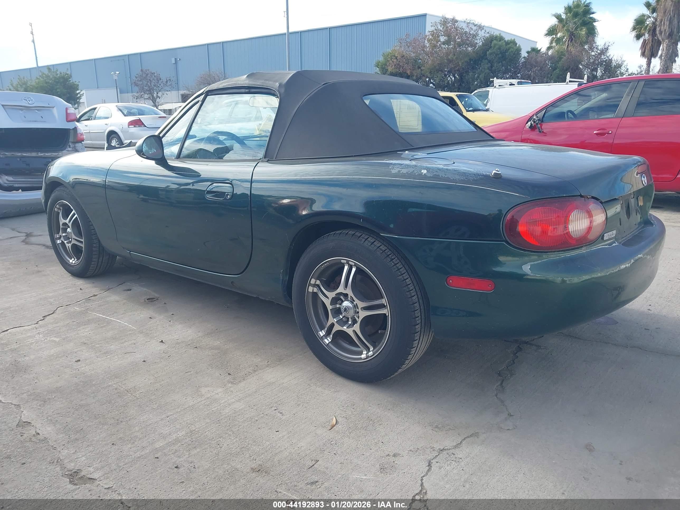 MAZDA MX-5 image 3