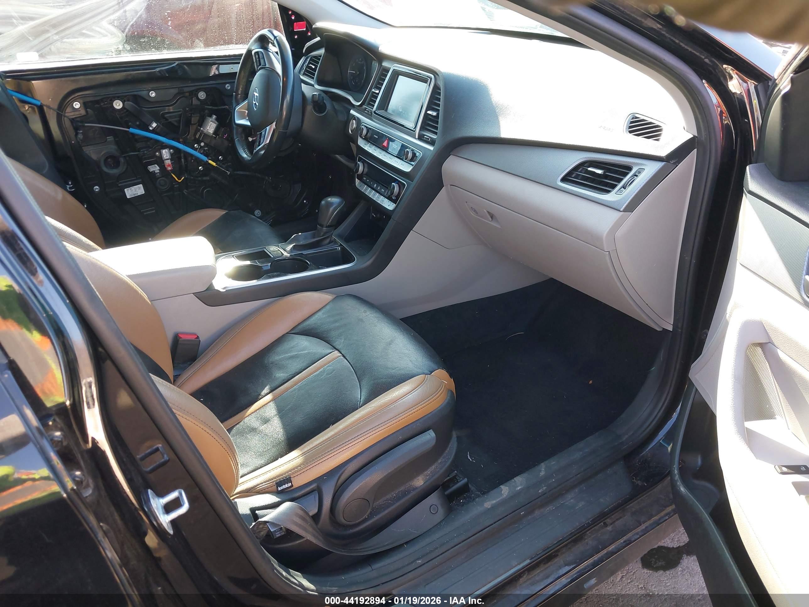 HYUNDAI SONATA image 5