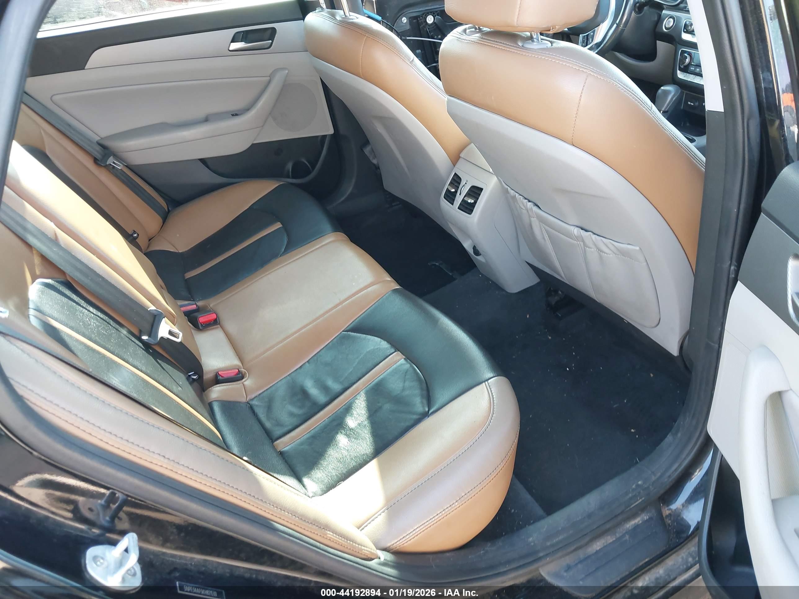 HYUNDAI SONATA image 8
