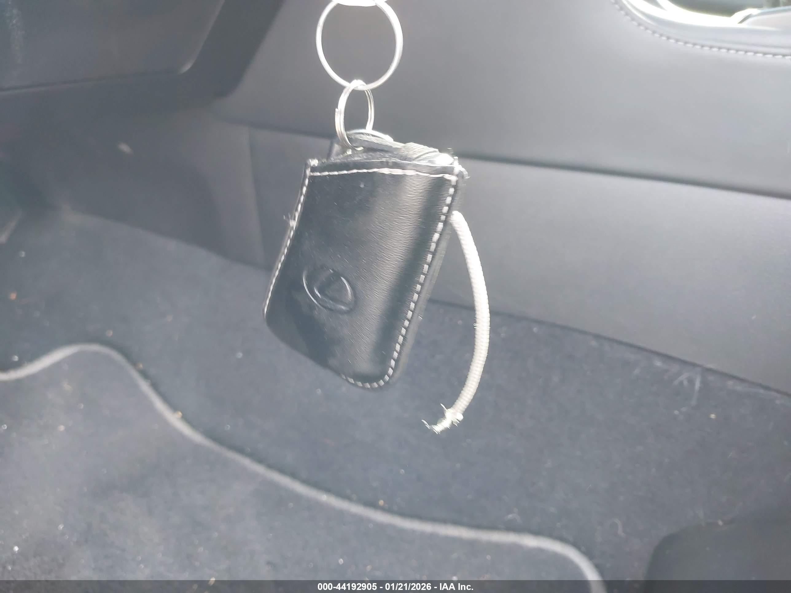 LEXUS GX image 11