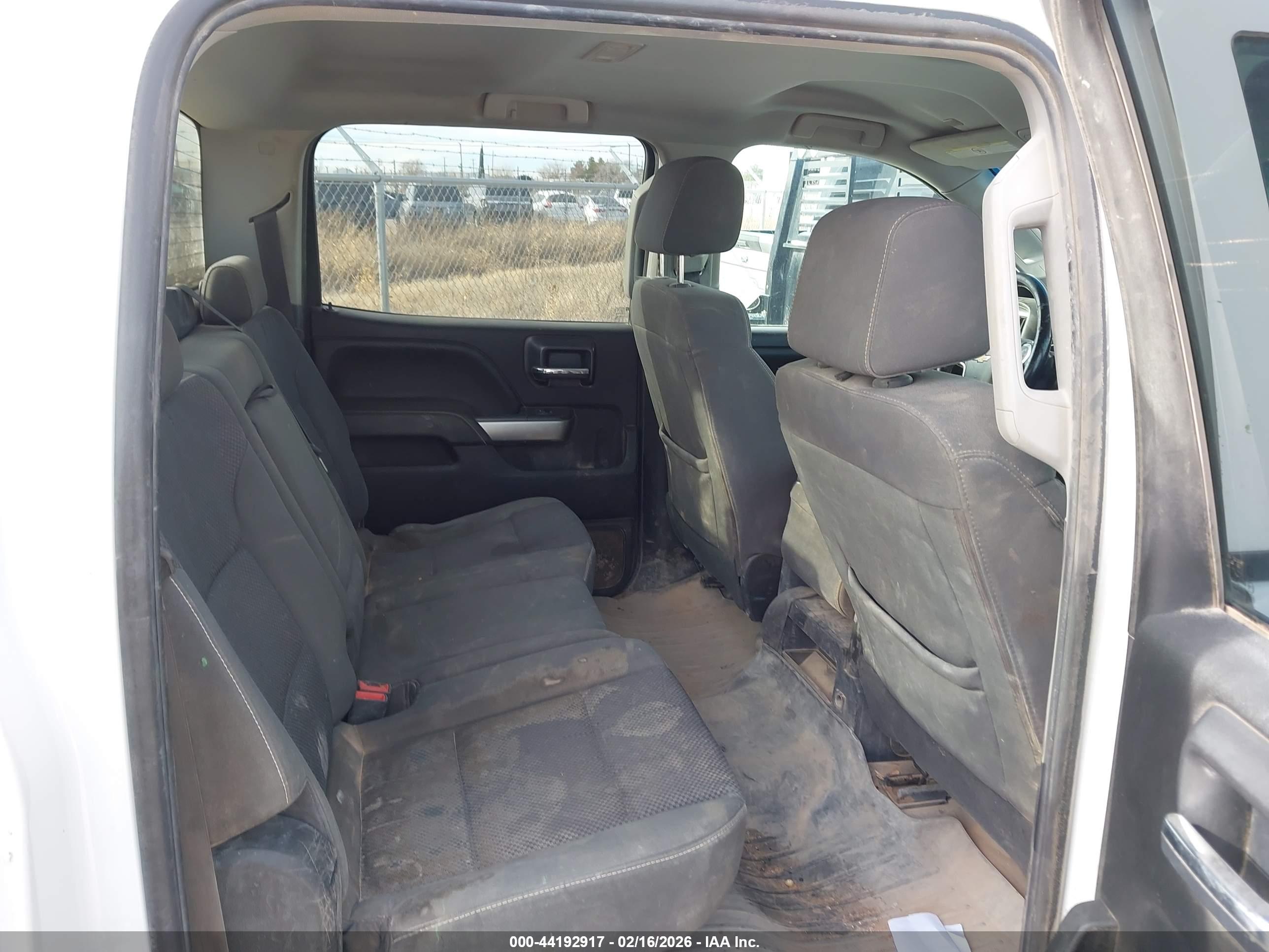 CHEVROLET SILVERADO image 8