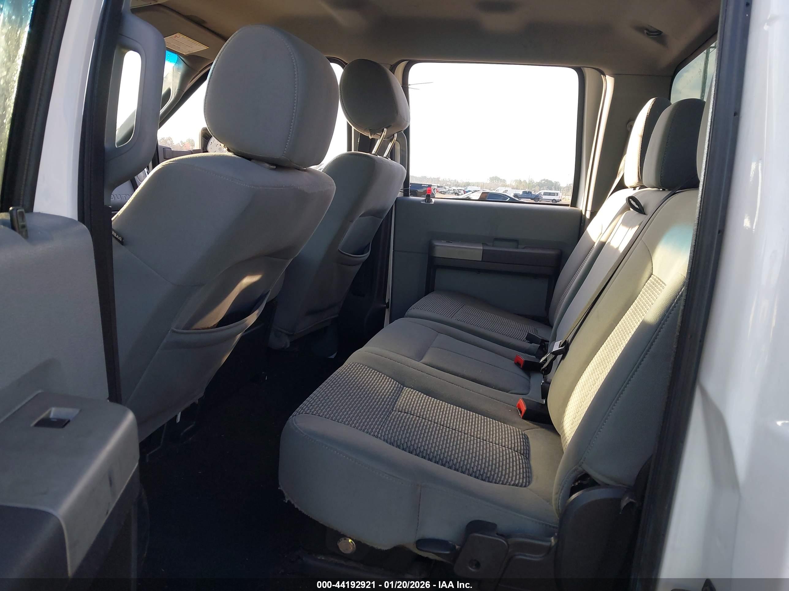 FORD F-250 image 8