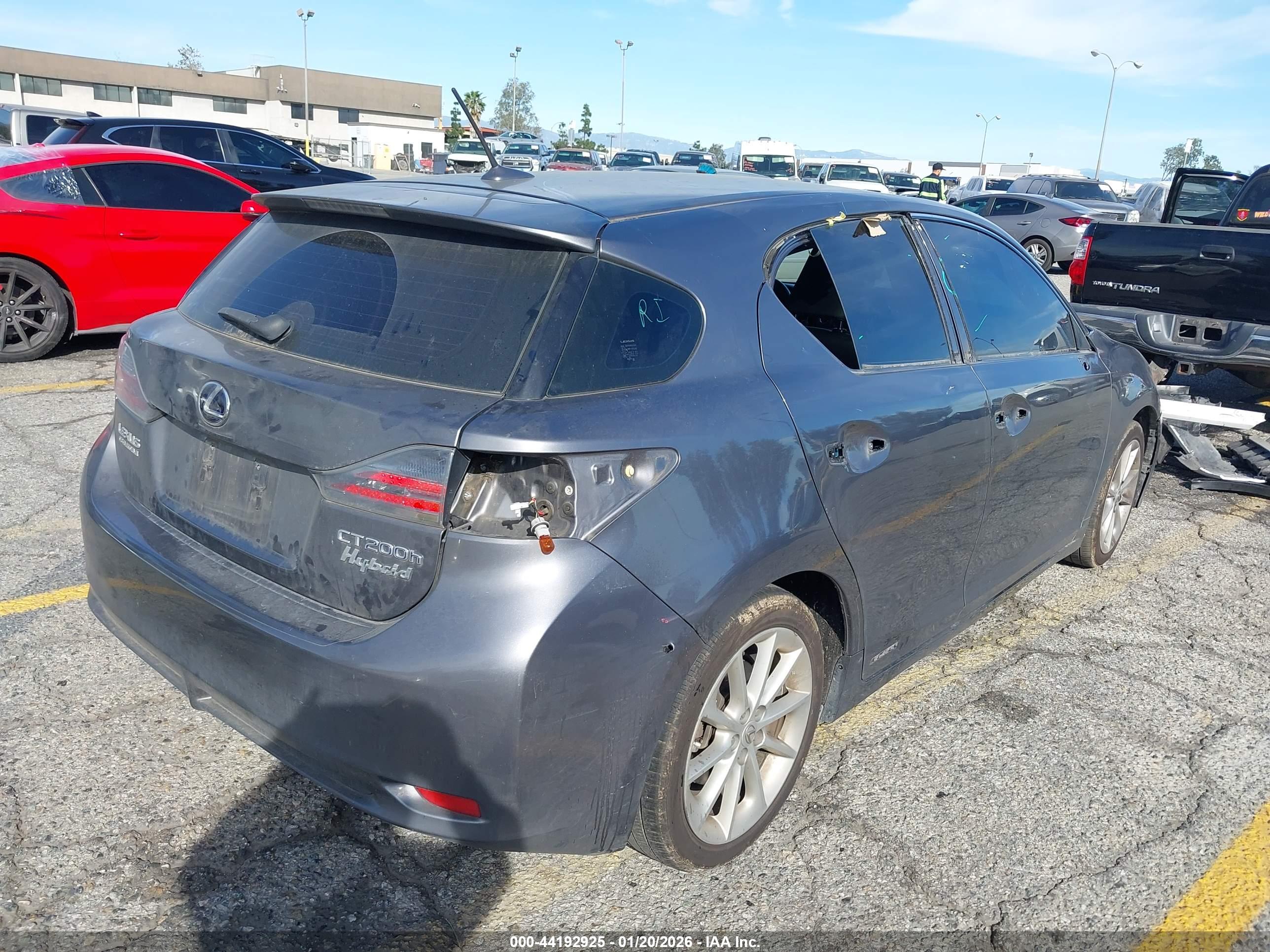 LEXUS CT image 4