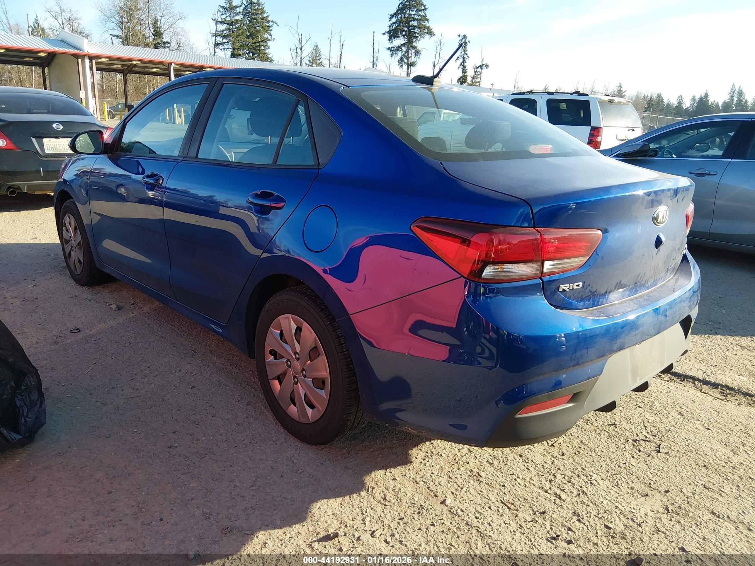 KIA RIO image 3