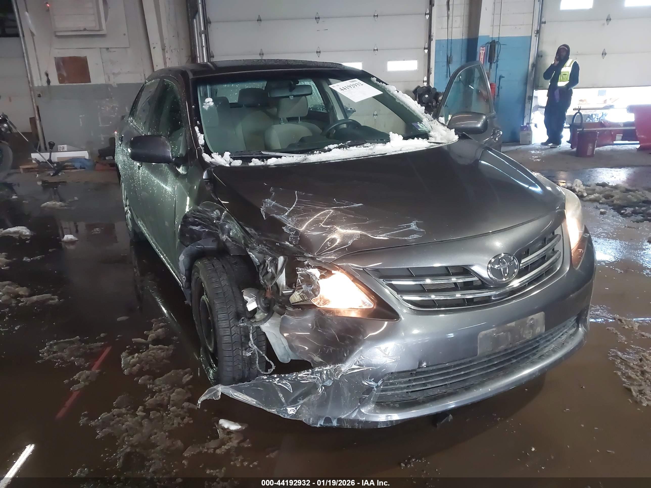 TOYOTA COROLLA image 6