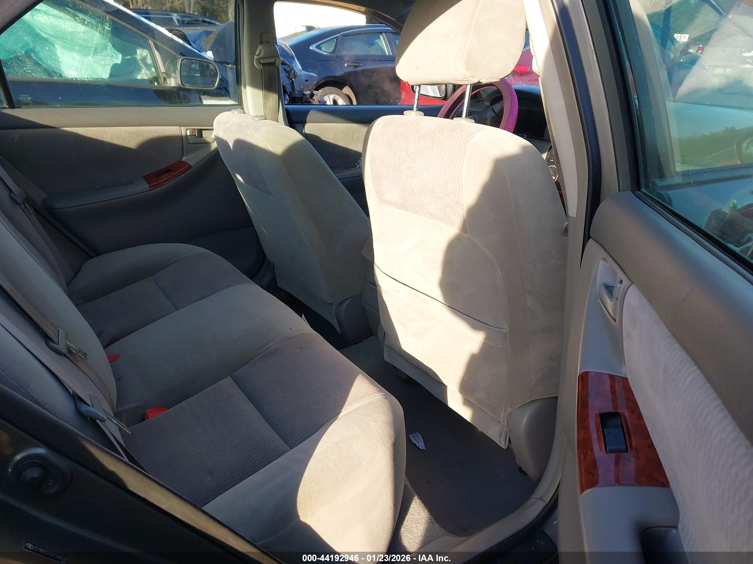 TOYOTA COROLLA image 8