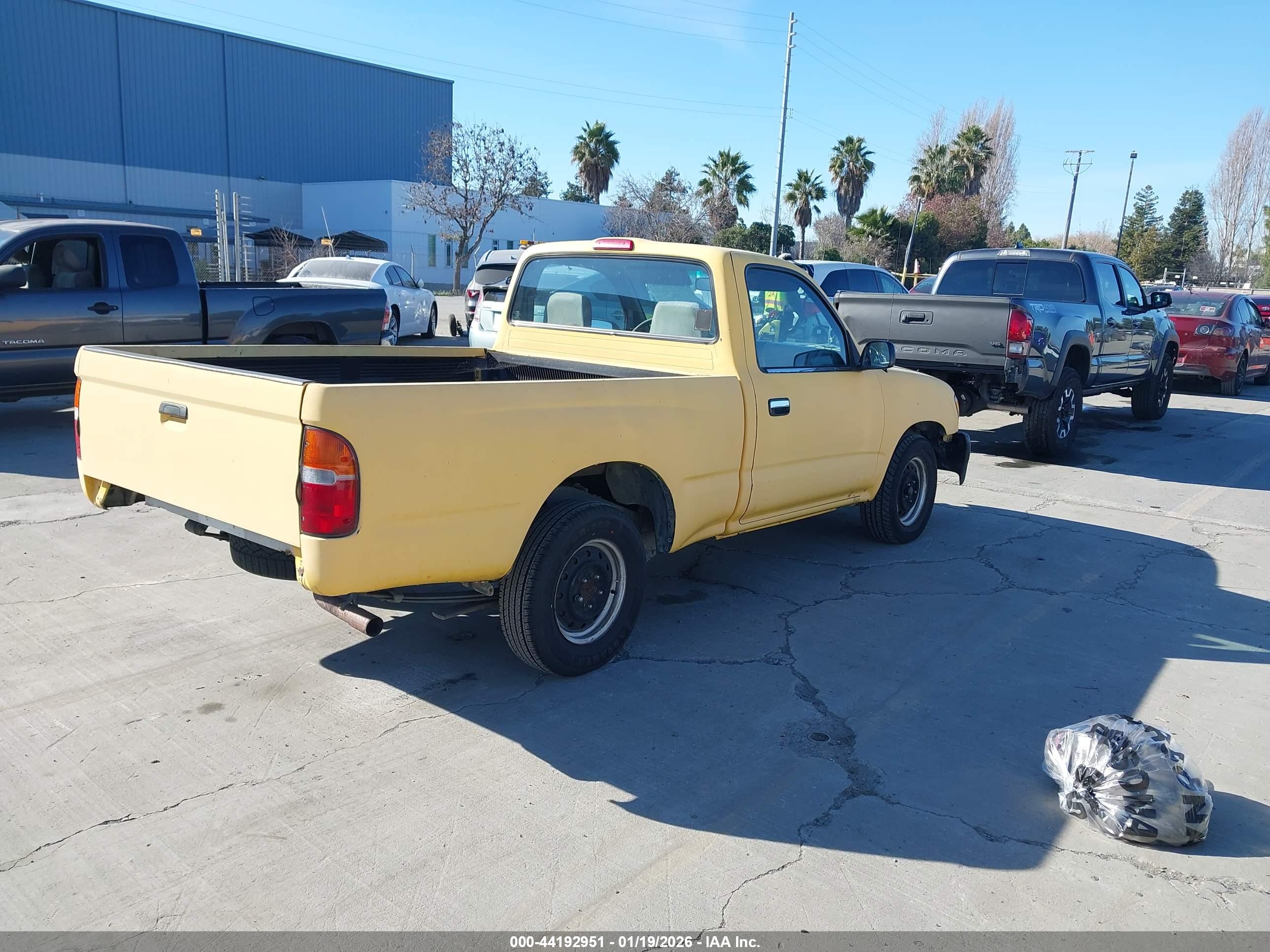 TOYOTA TACOMA image 4
