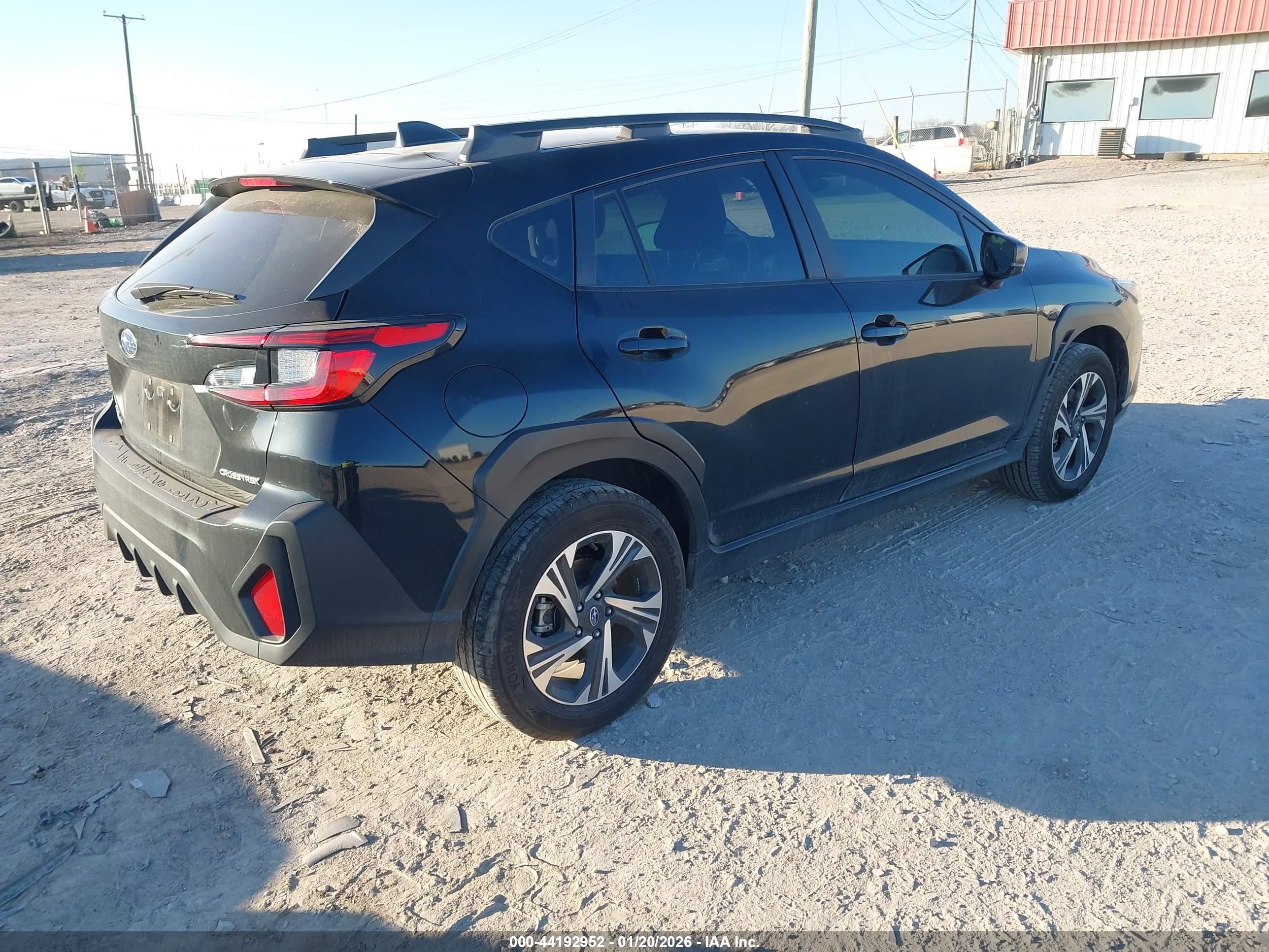 SUBARU CROSSTREK image 4