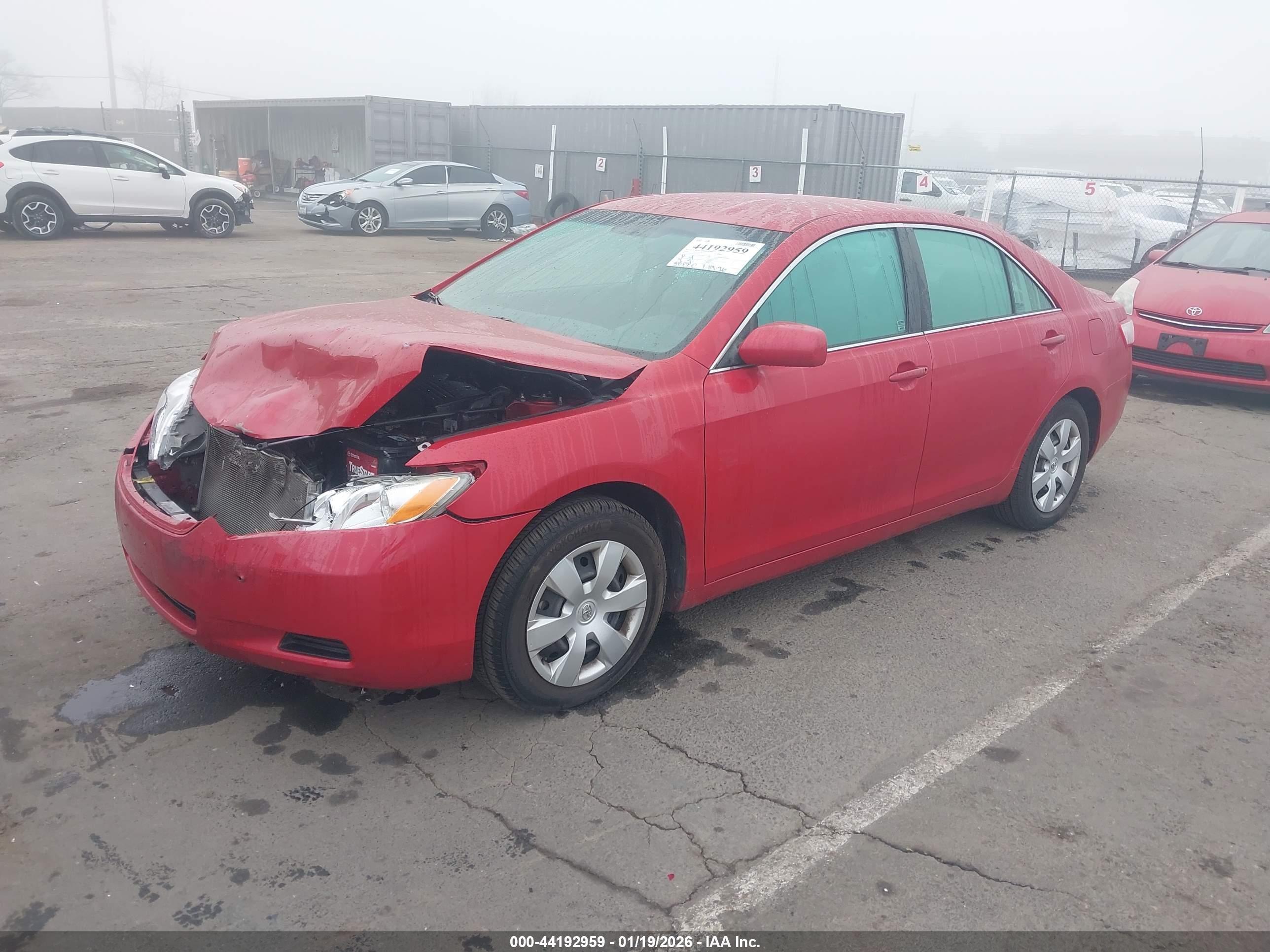 TOYOTA CAMRY image 2