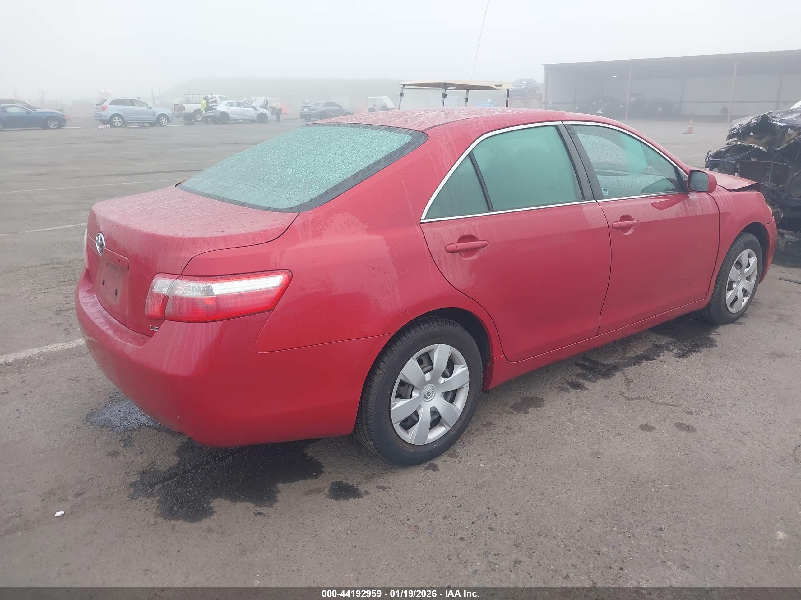 TOYOTA CAMRY image 4