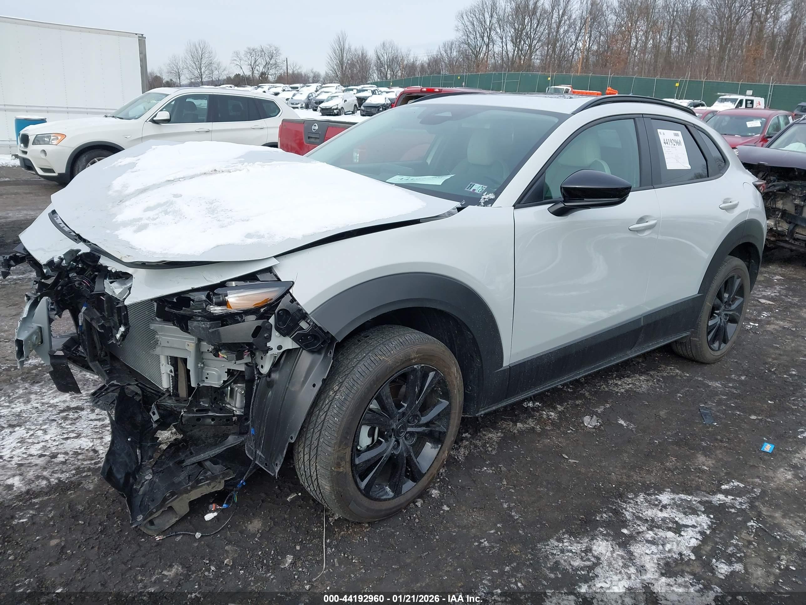 MAZDA CX-30 image 2