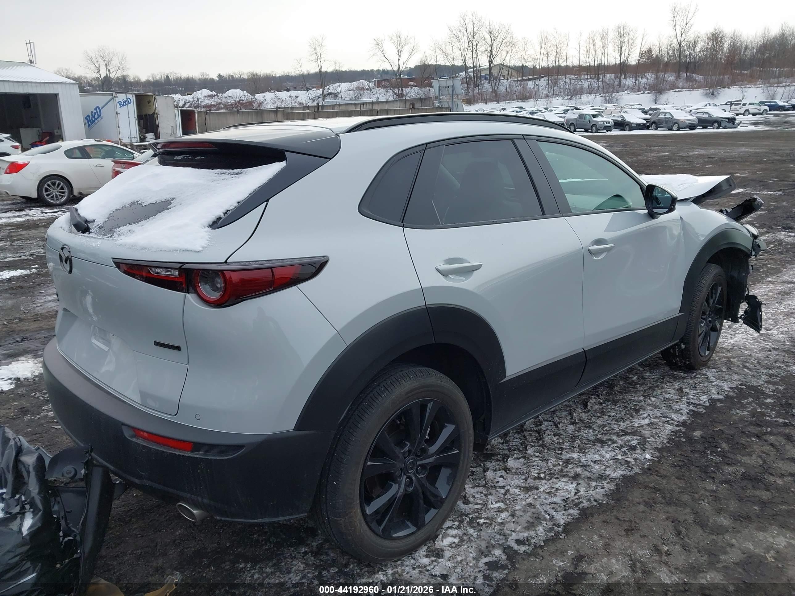 MAZDA CX-30 image 4