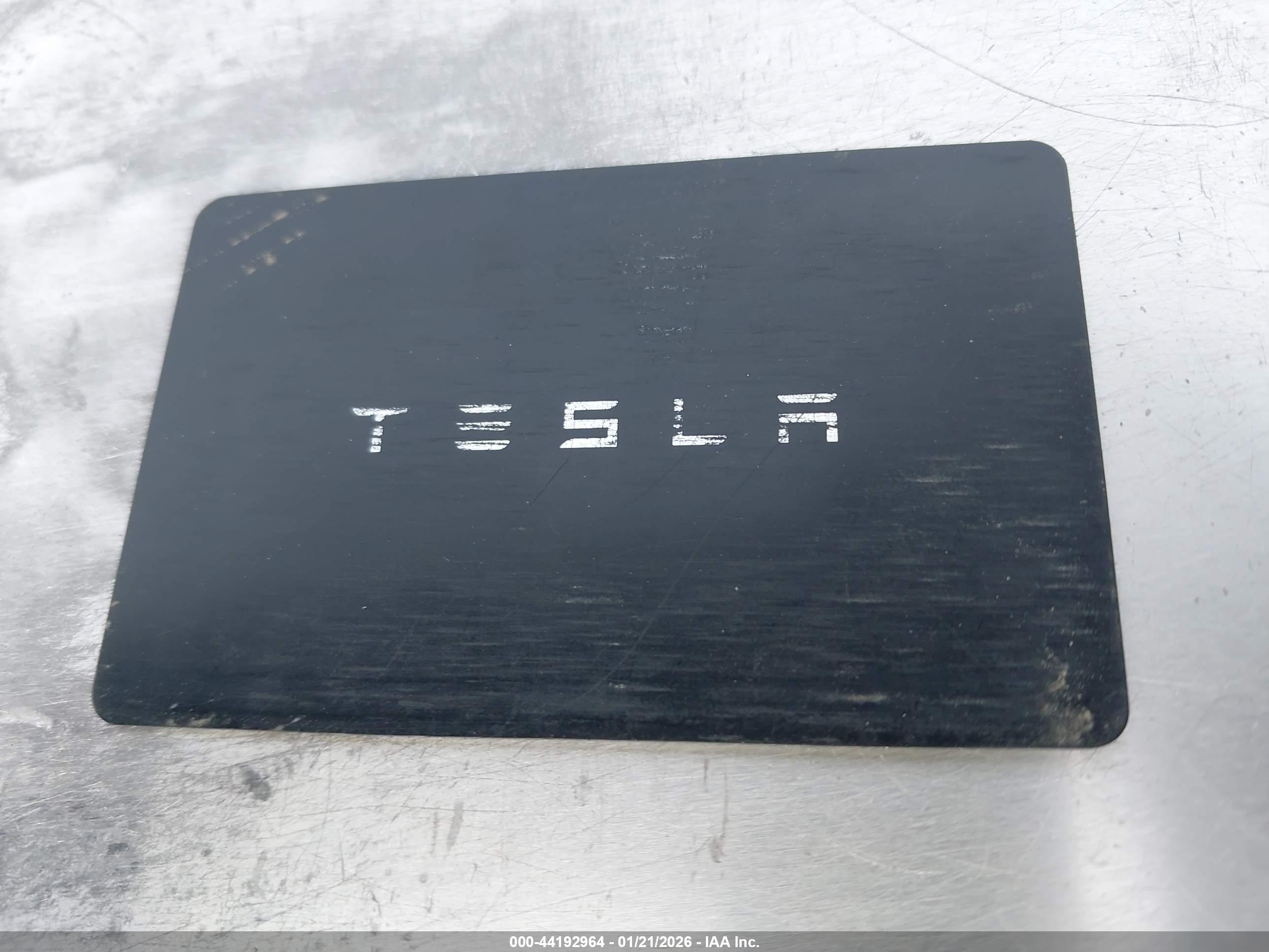 TESLA MODEL image 11