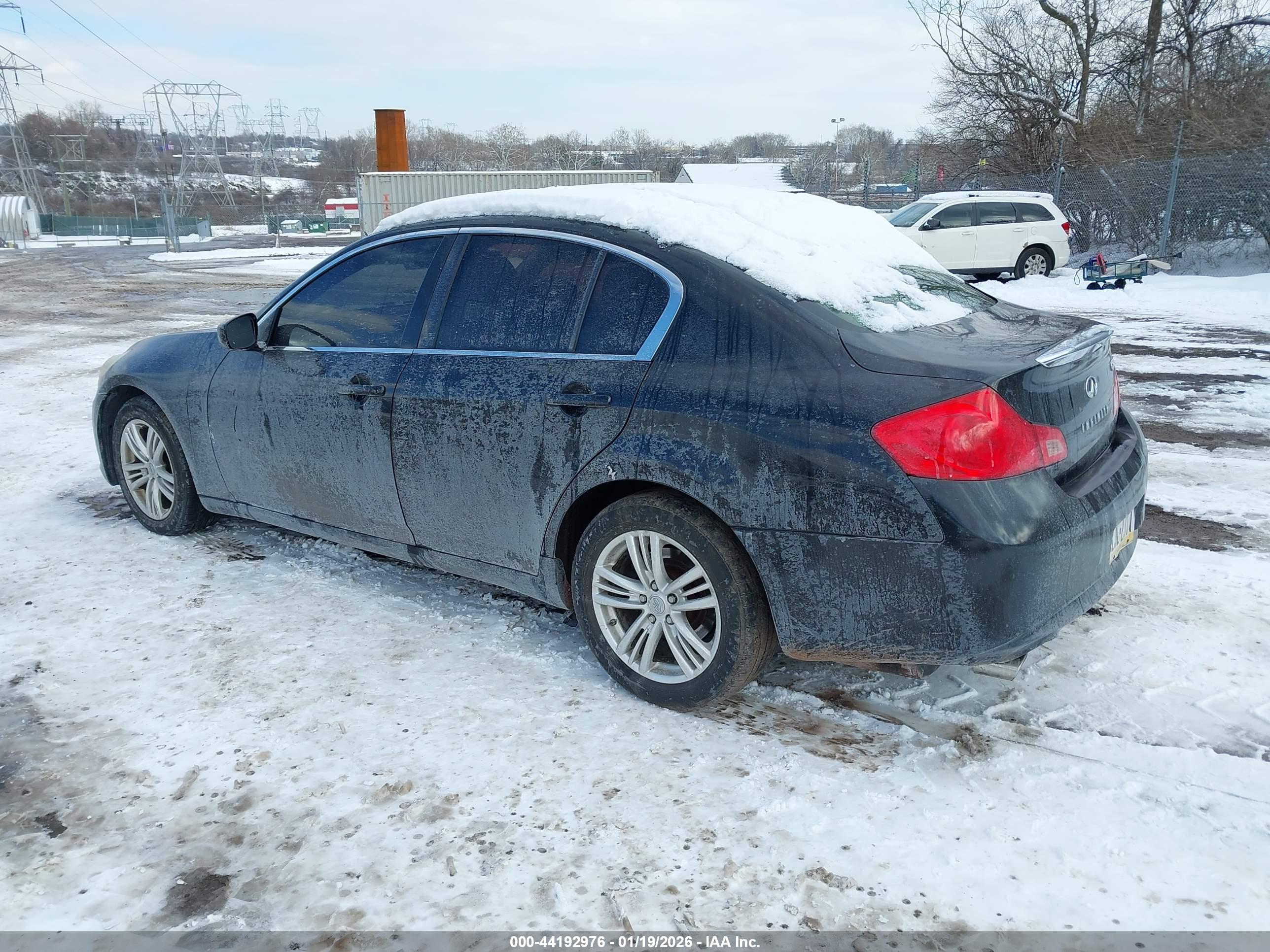 INFINITI G37X image 3