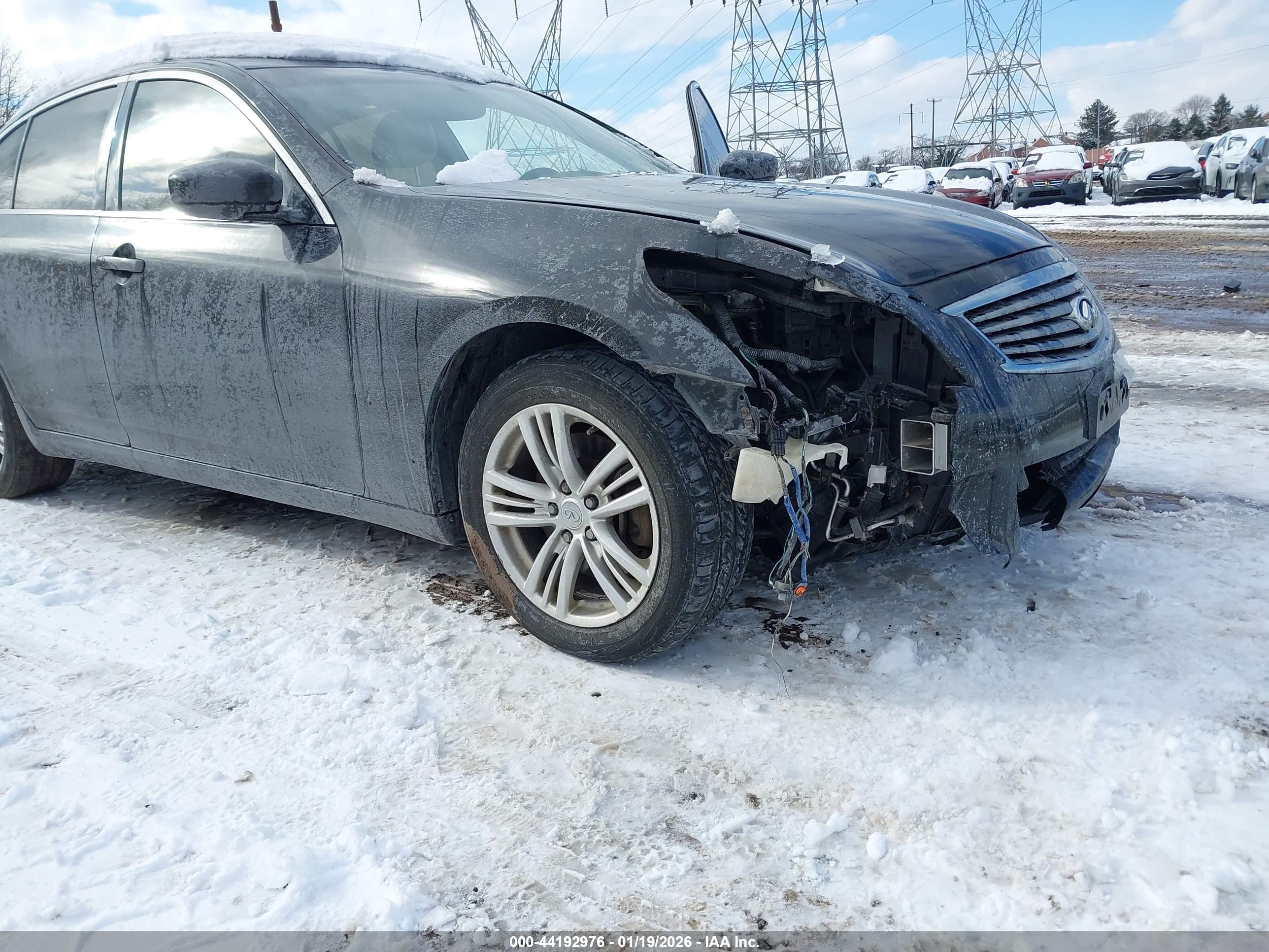 INFINITI G37X image 6