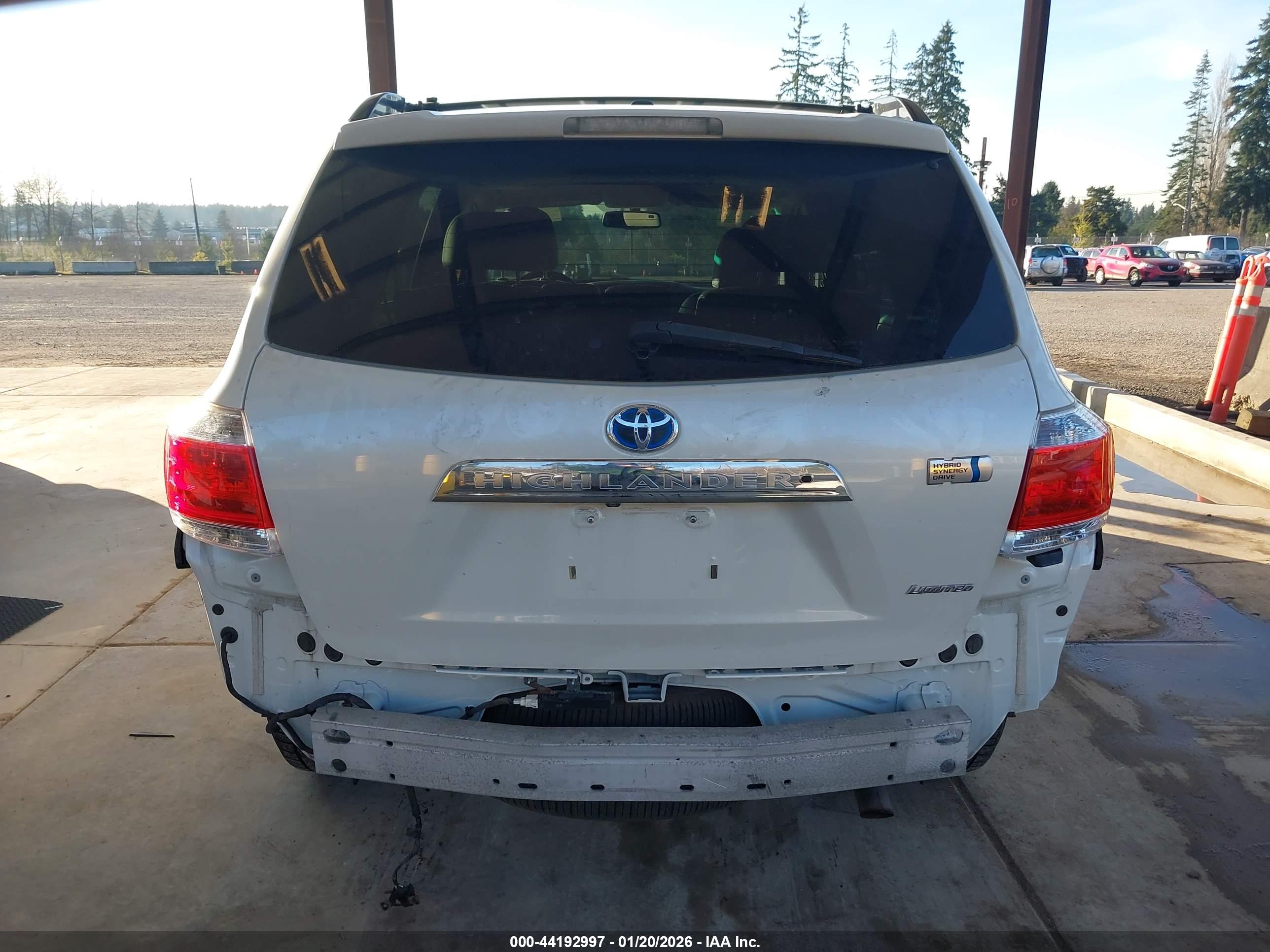 TOYOTA HIGHLANDER image 6
