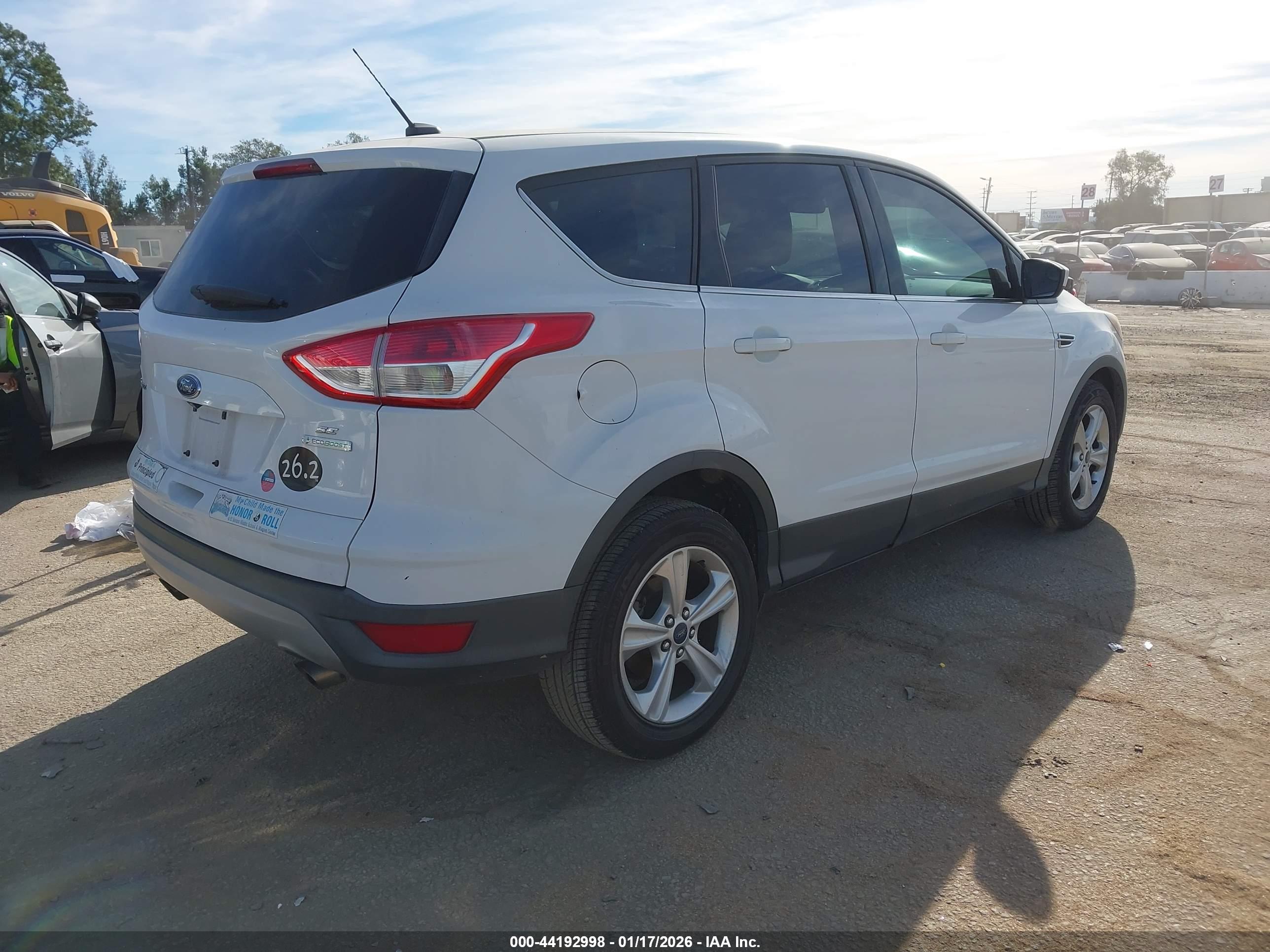 FORD ESCAPE image 4