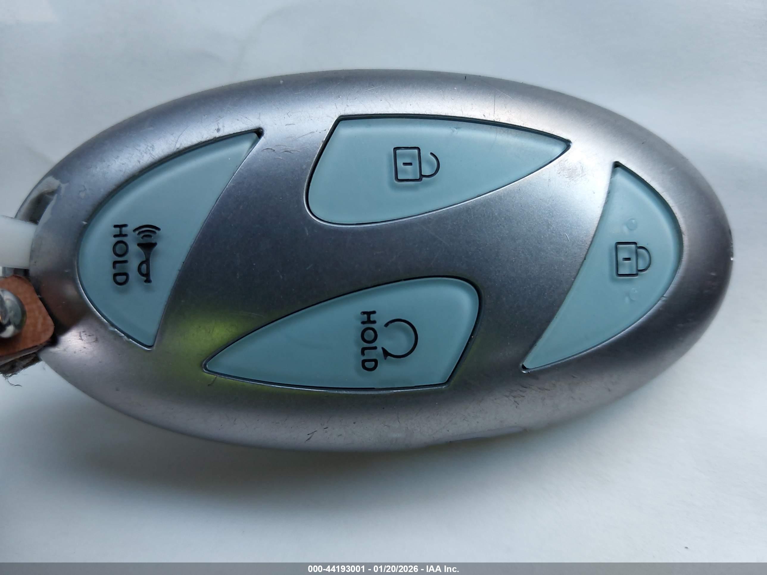 HYUNDAI IONIQ image 11