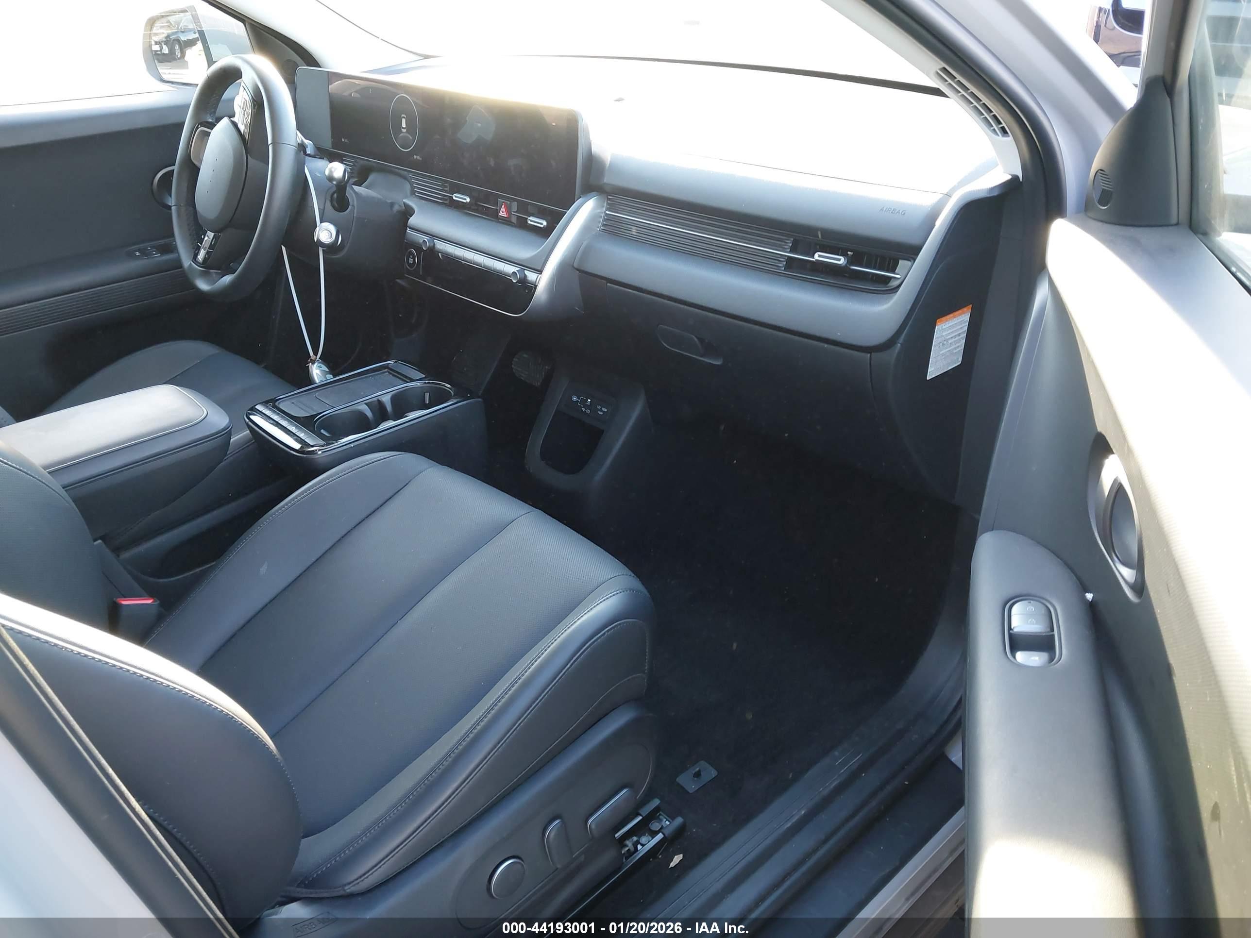 HYUNDAI IONIQ image 5