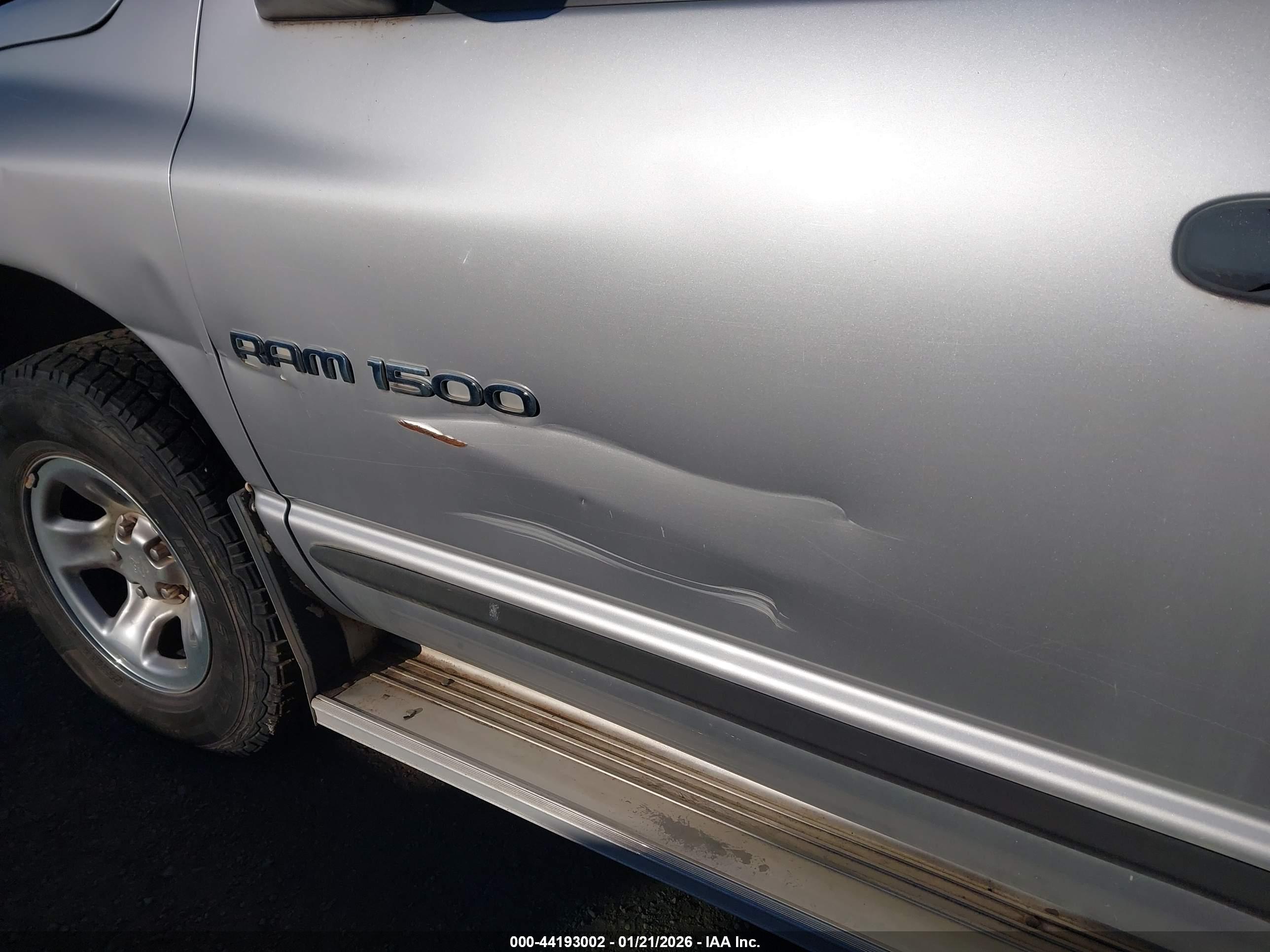 DODGE RAM image 6