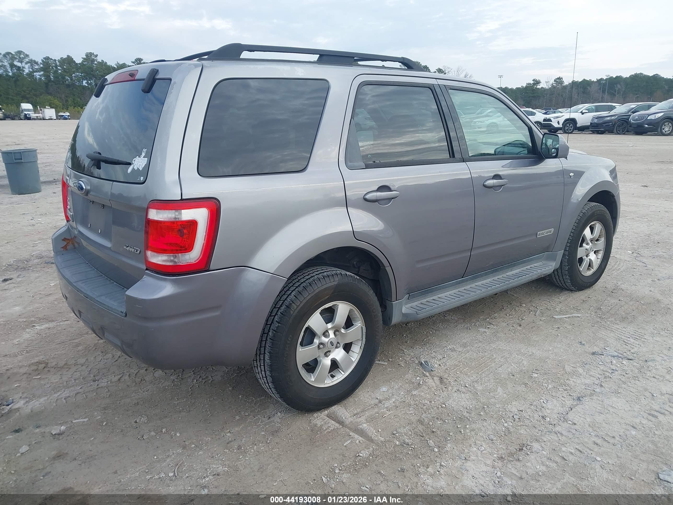 FORD ESCAPE image 4