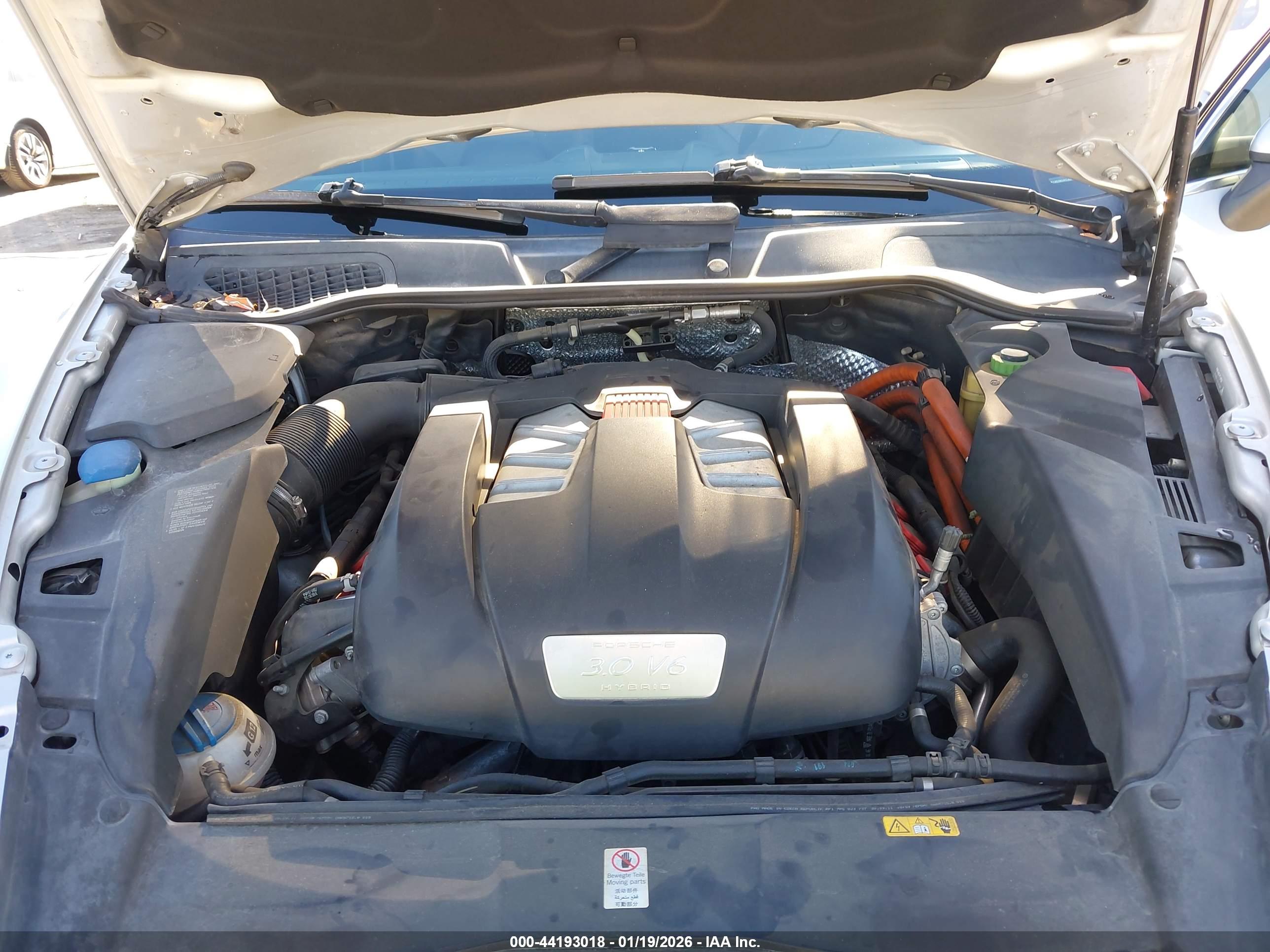PORSCHE CAYENNE image 10