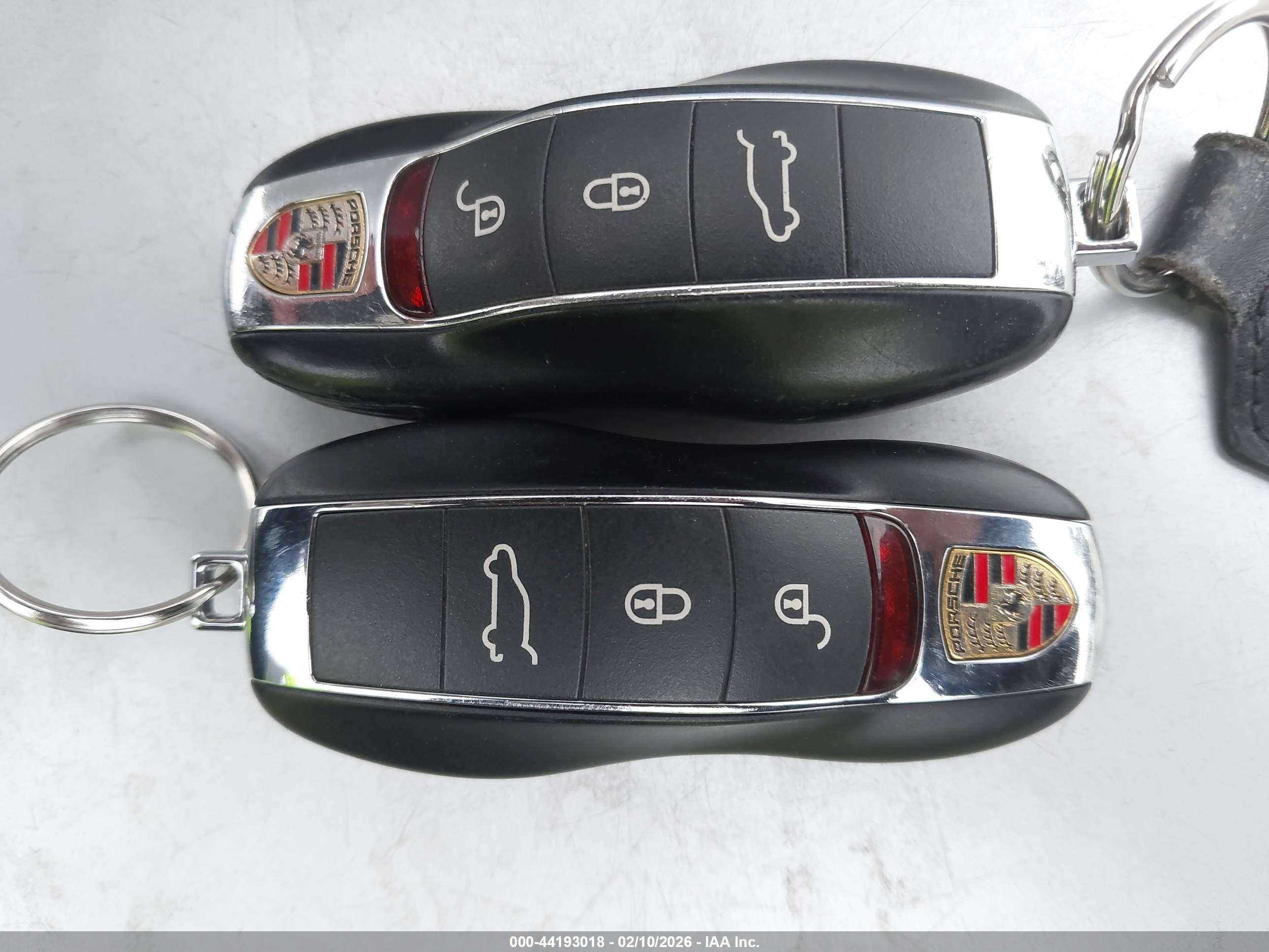 PORSCHE CAYENNE image 11