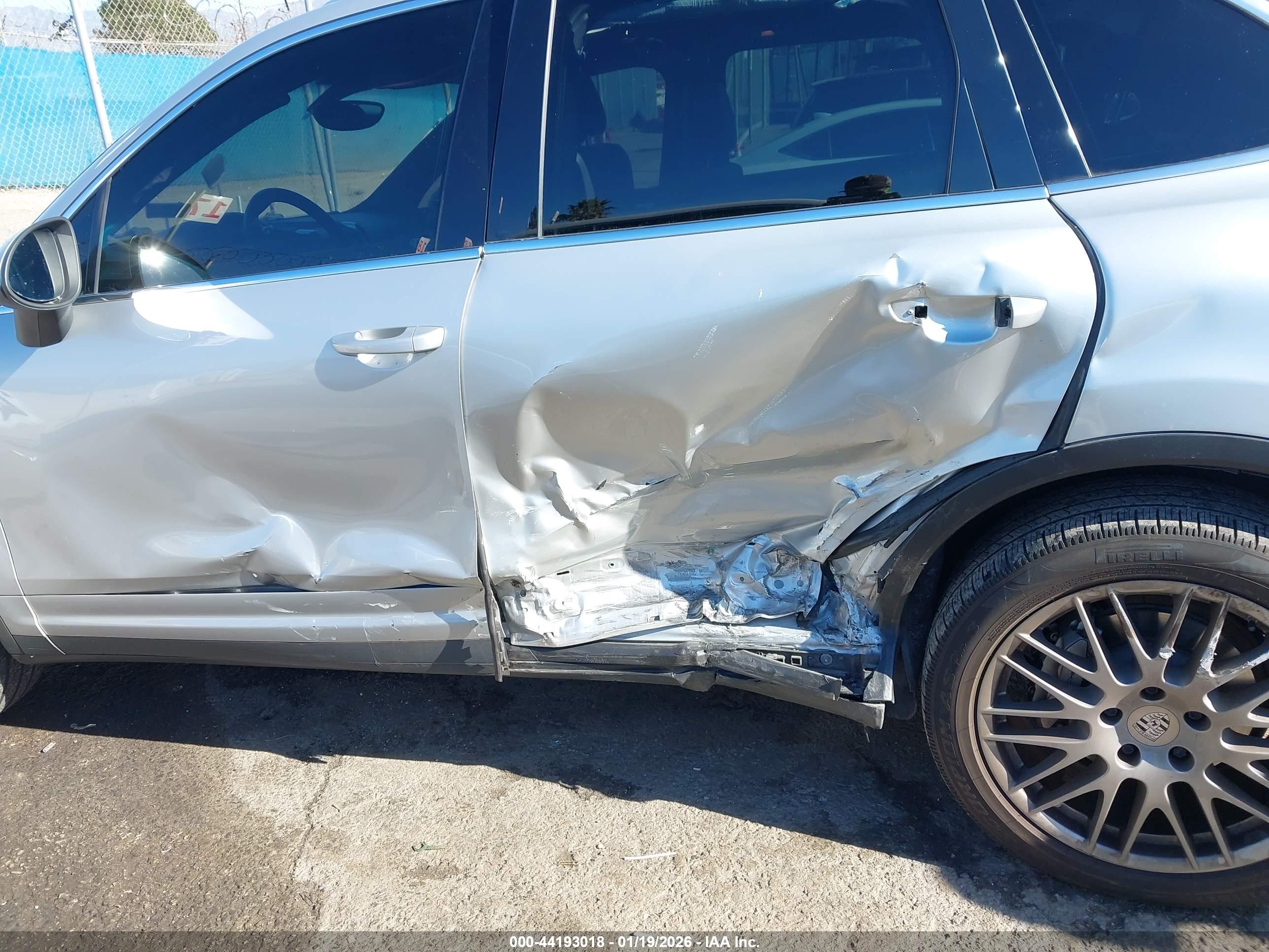 PORSCHE CAYENNE image 6