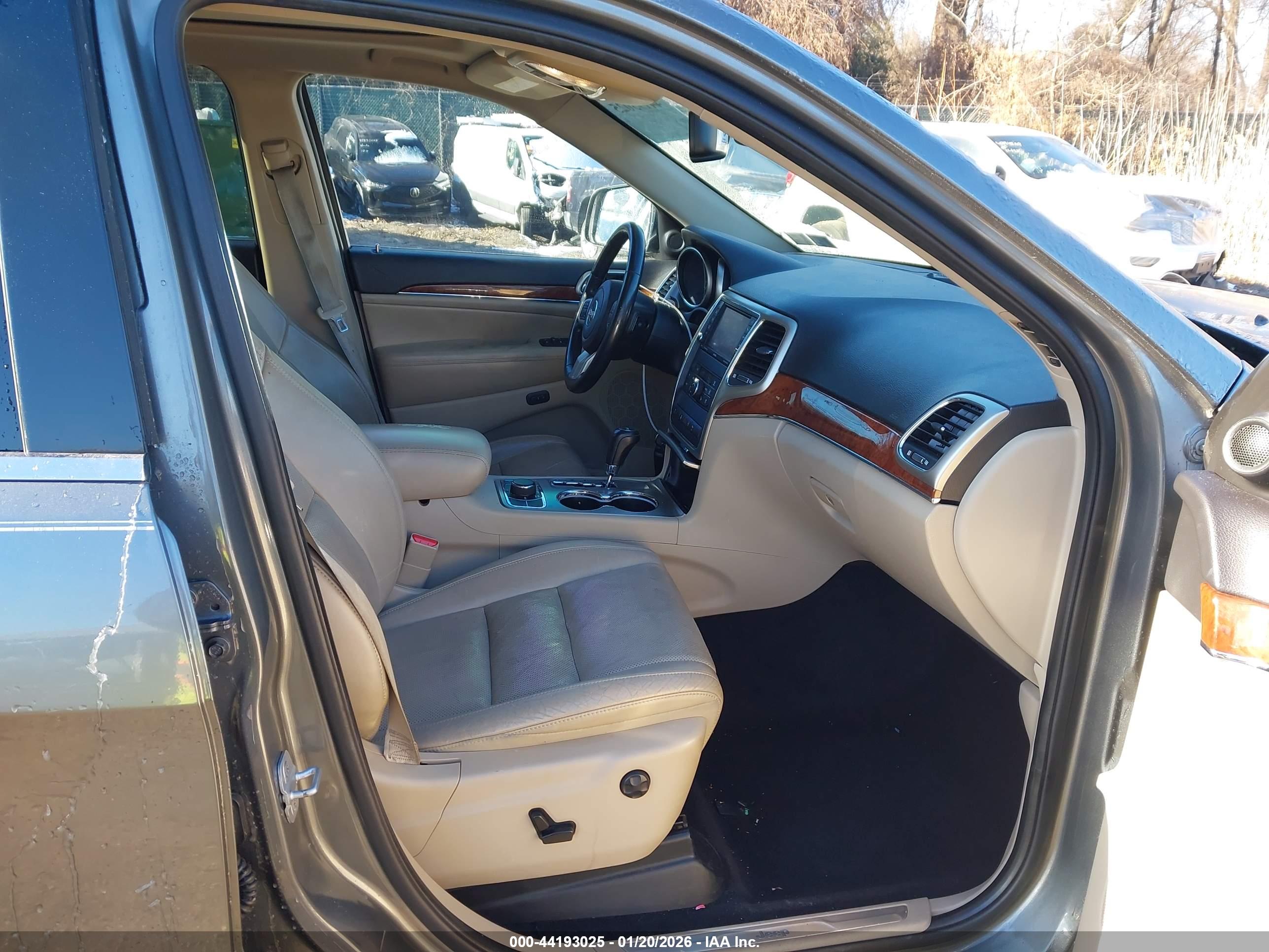 JEEP GRAND image 5