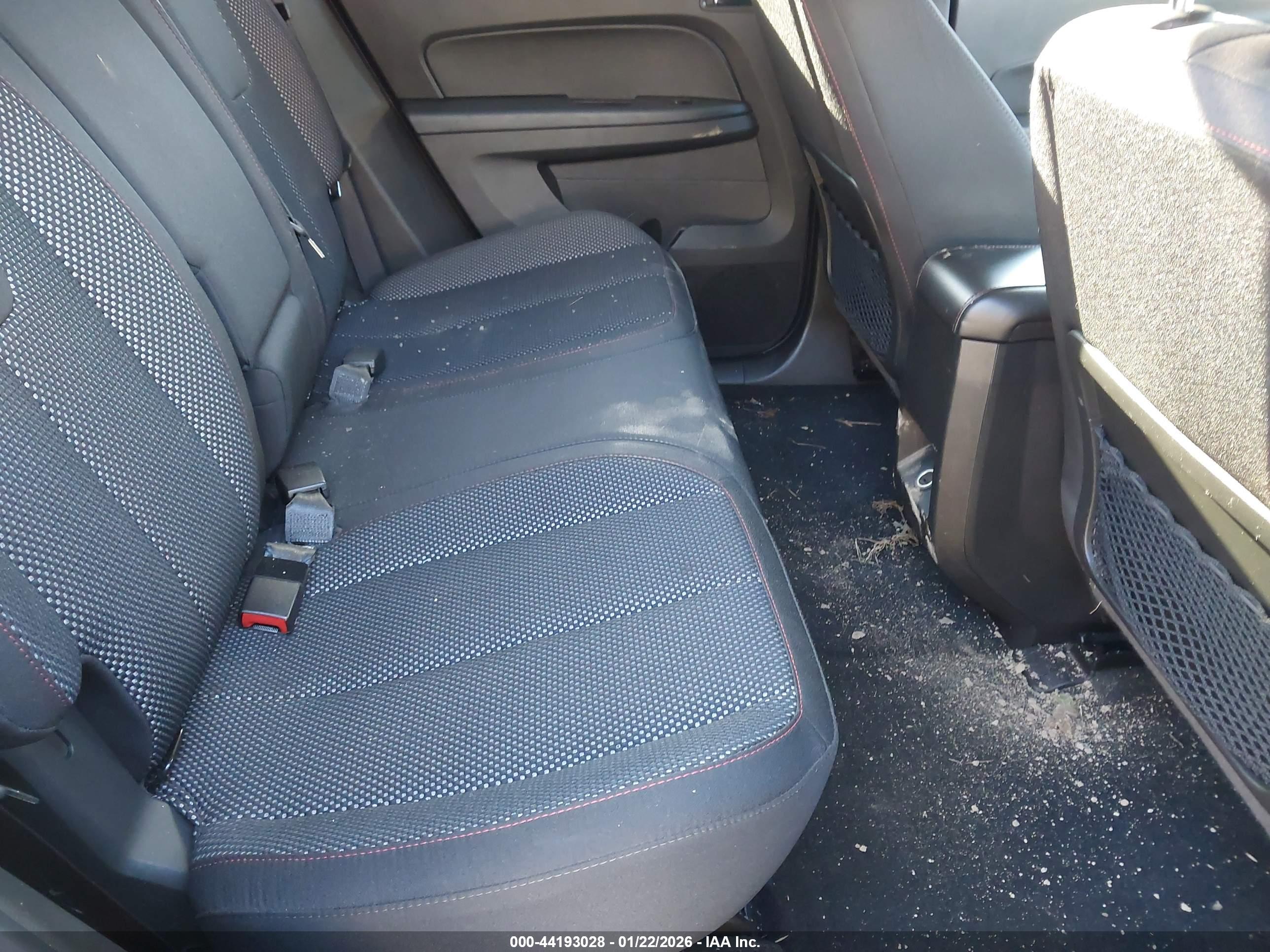 CHEVROLET EQUINOX image 8