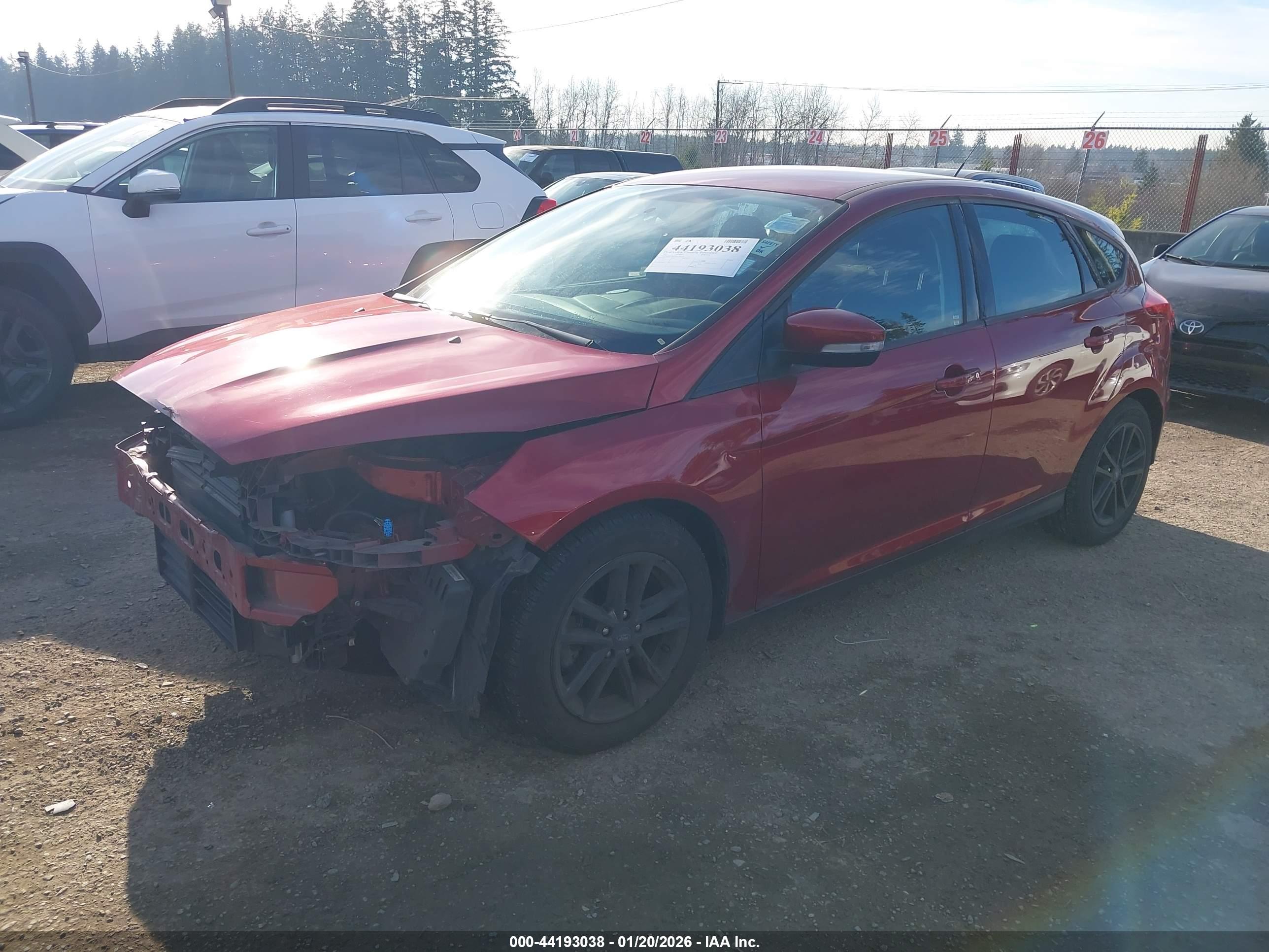 FORD FOCUS image 2
