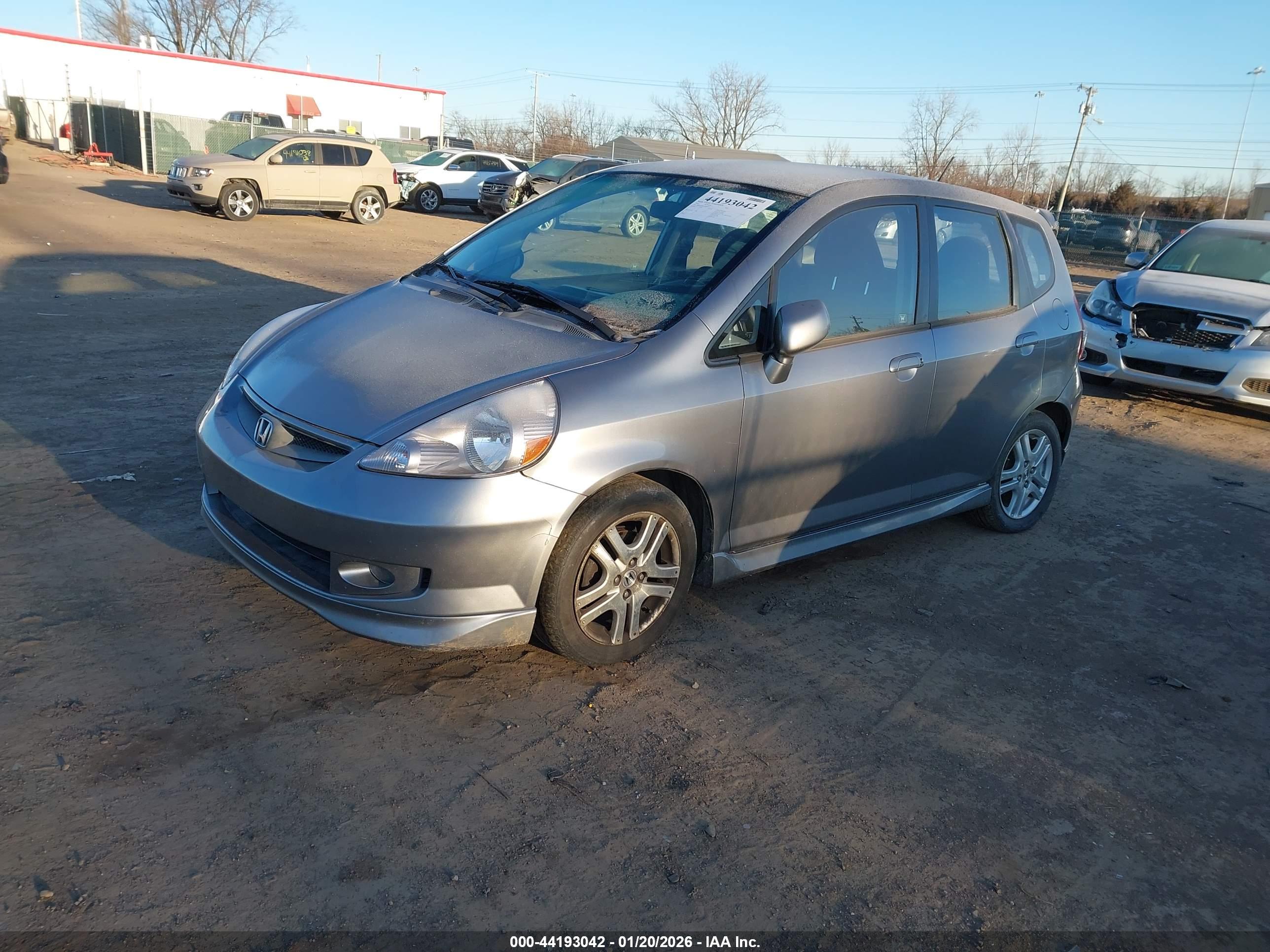 HONDA FIT image 2