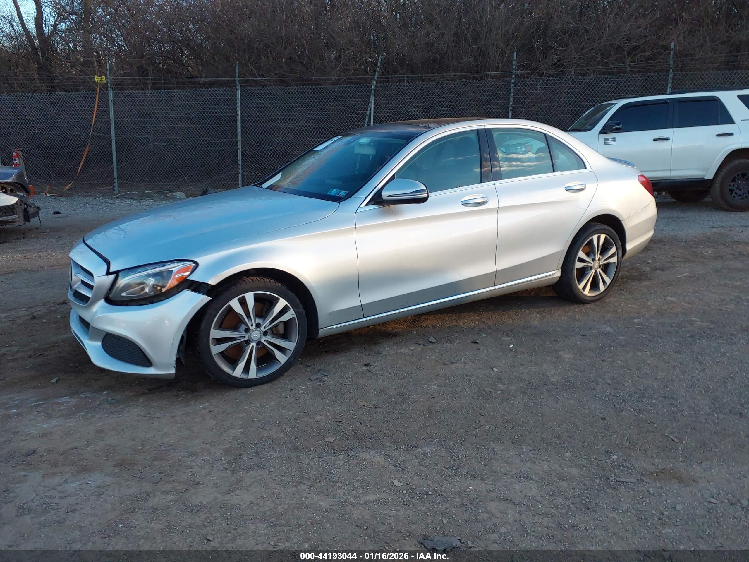 MERCEDES-BENZ C image 2