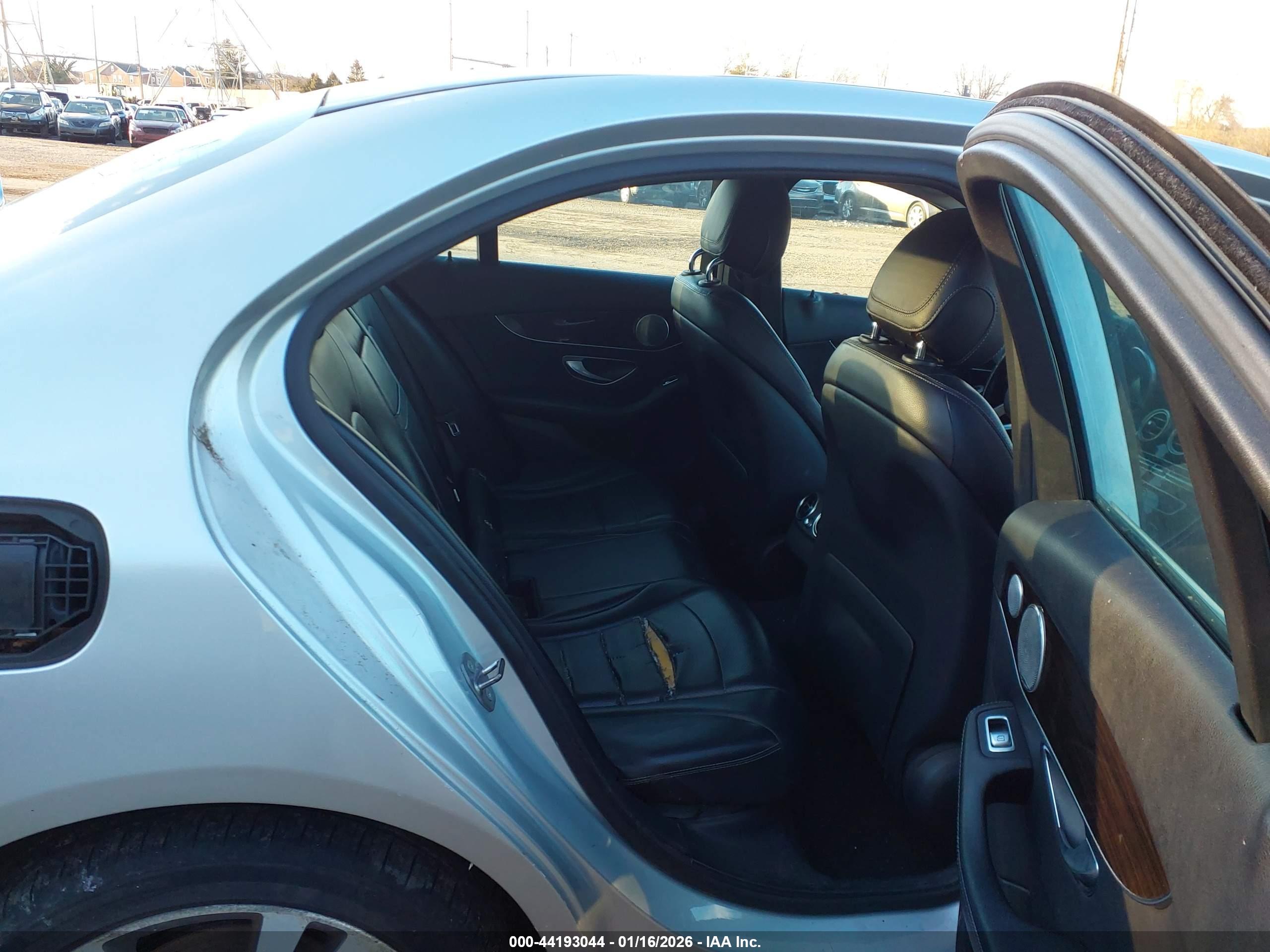 MERCEDES-BENZ C image 8