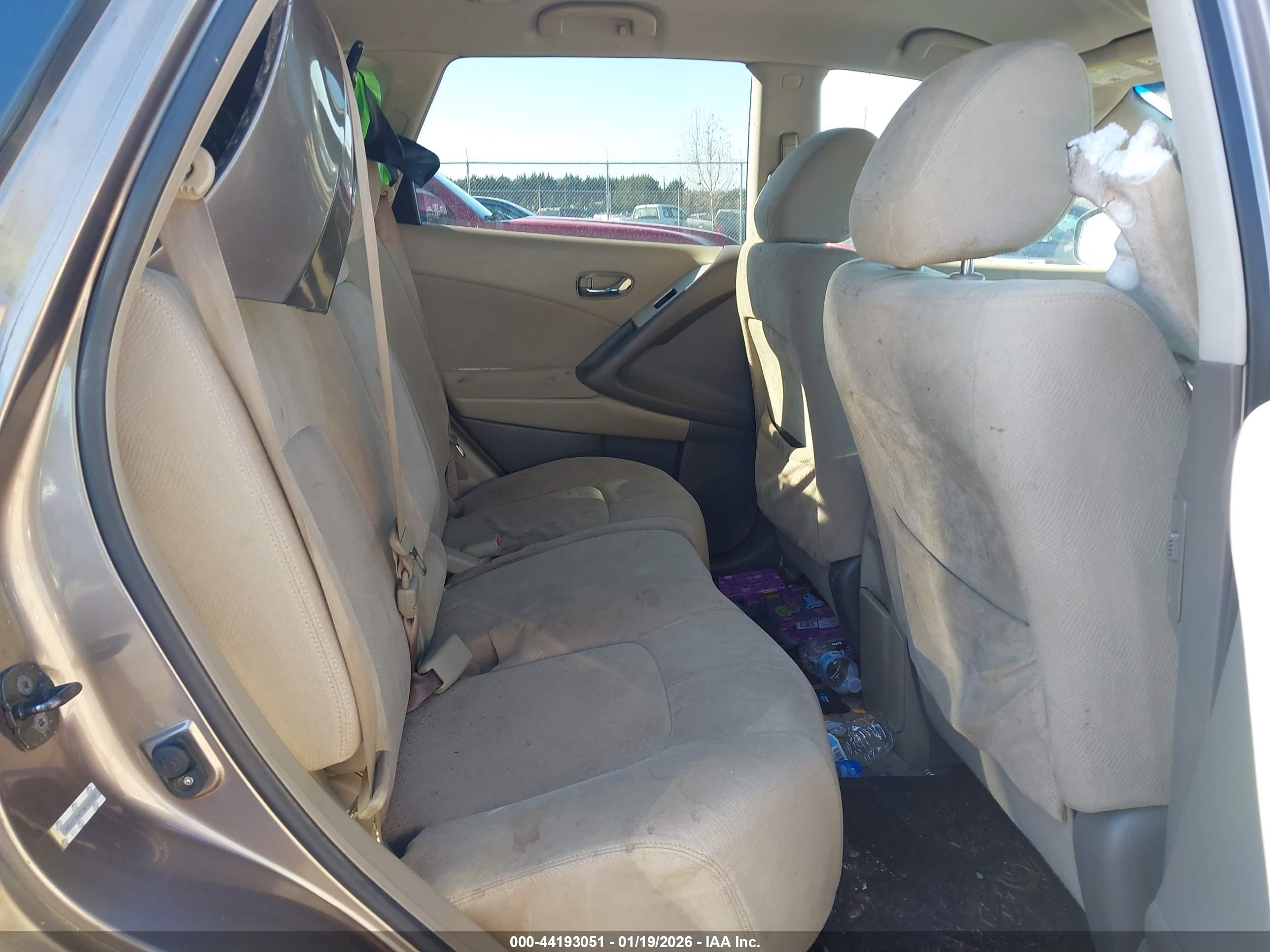 NISSAN MURANO image 8
