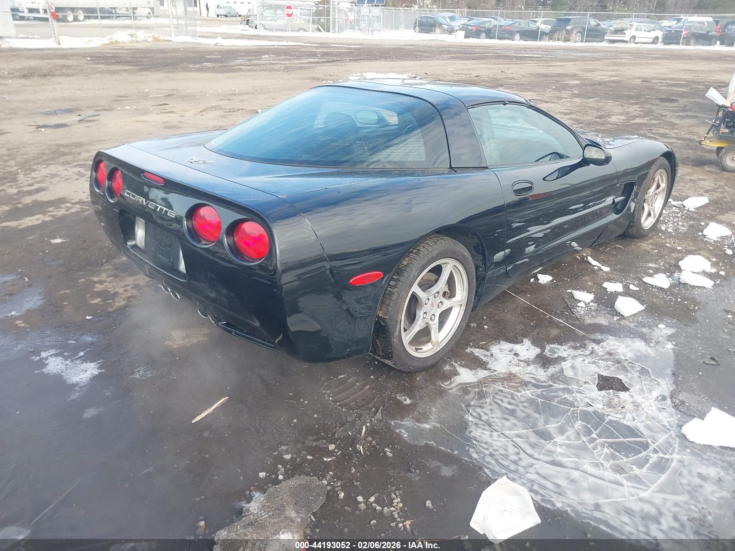 CHEVROLET CORVETTE image 4