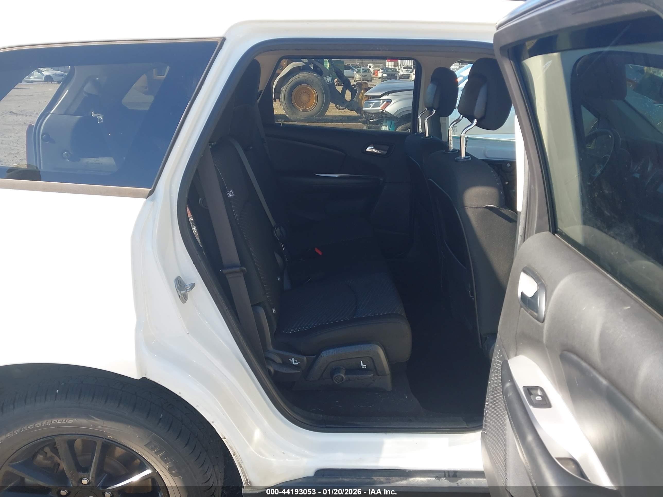 DODGE JOURNEY image 8