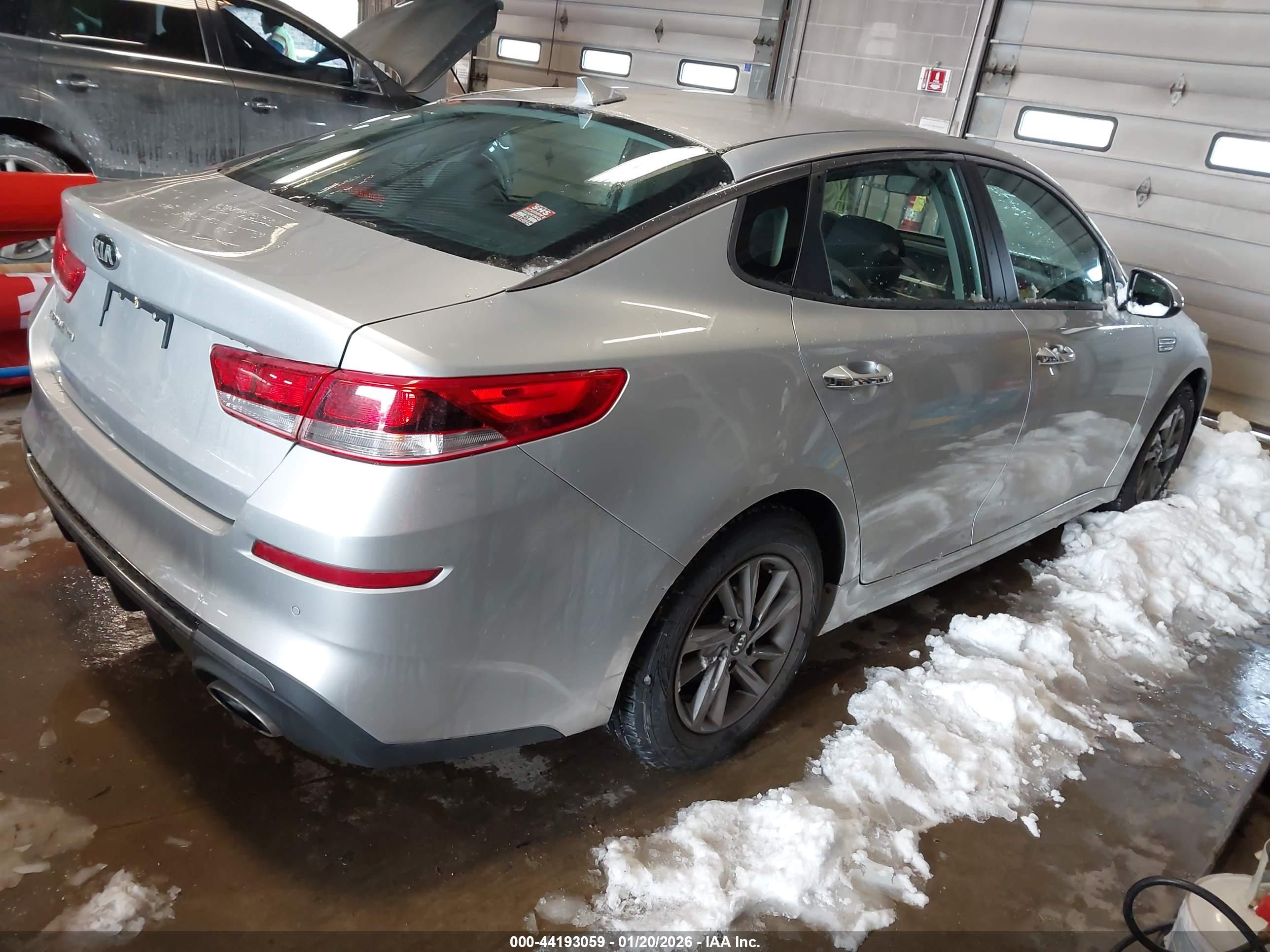 KIA OPTIMA image 4
