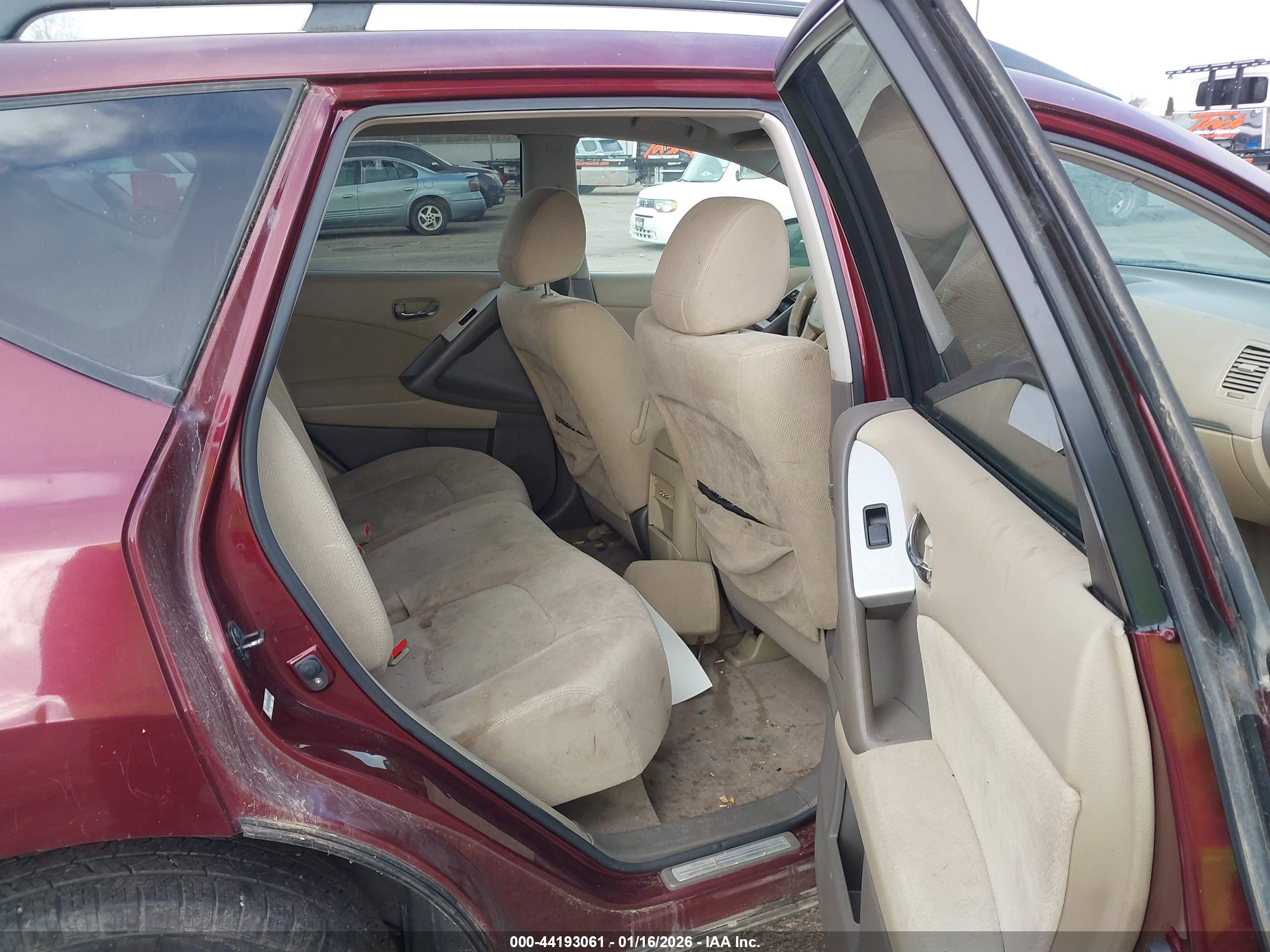 NISSAN MURANO image 8